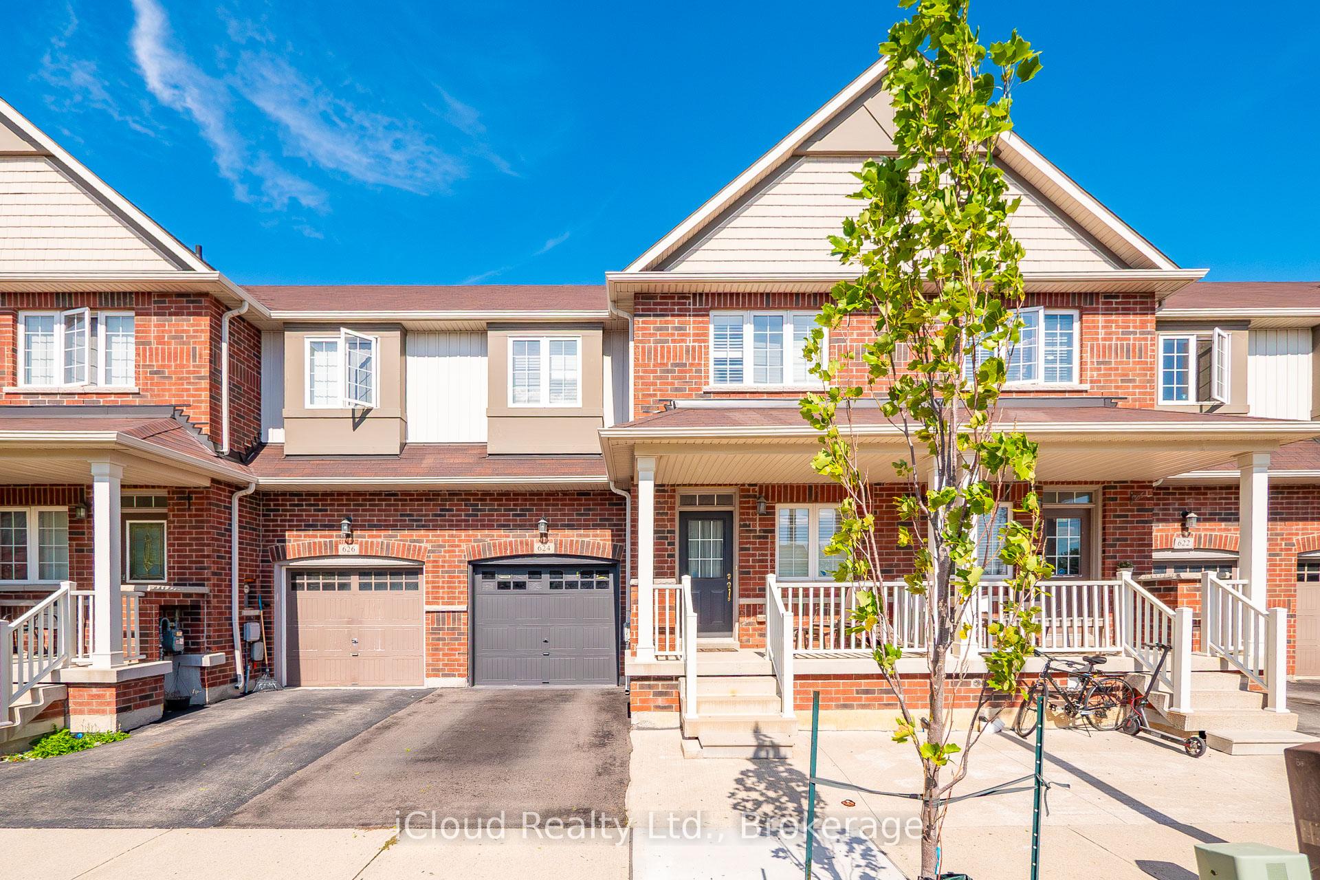 Front of 624 Murray Meadows Place
