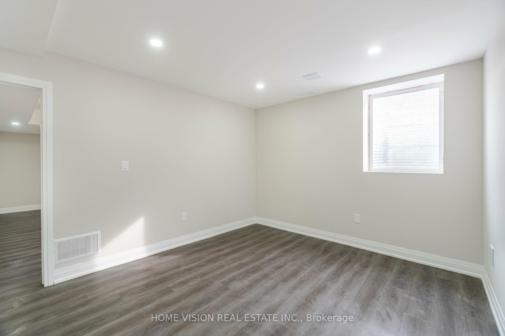 Photo 16 of Unit Basement, 938 Chestnut Heights, Milton, Cobban — HOMEH