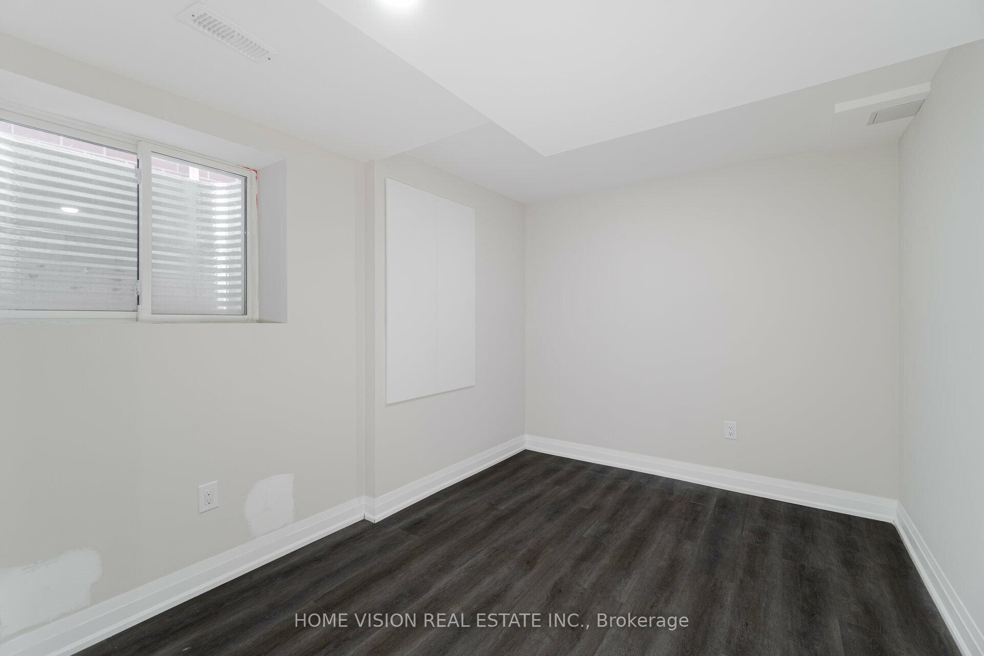 Photo 26 of Unit Basement, 938 Chestnut Heights, Milton, Cobban — HOMEH