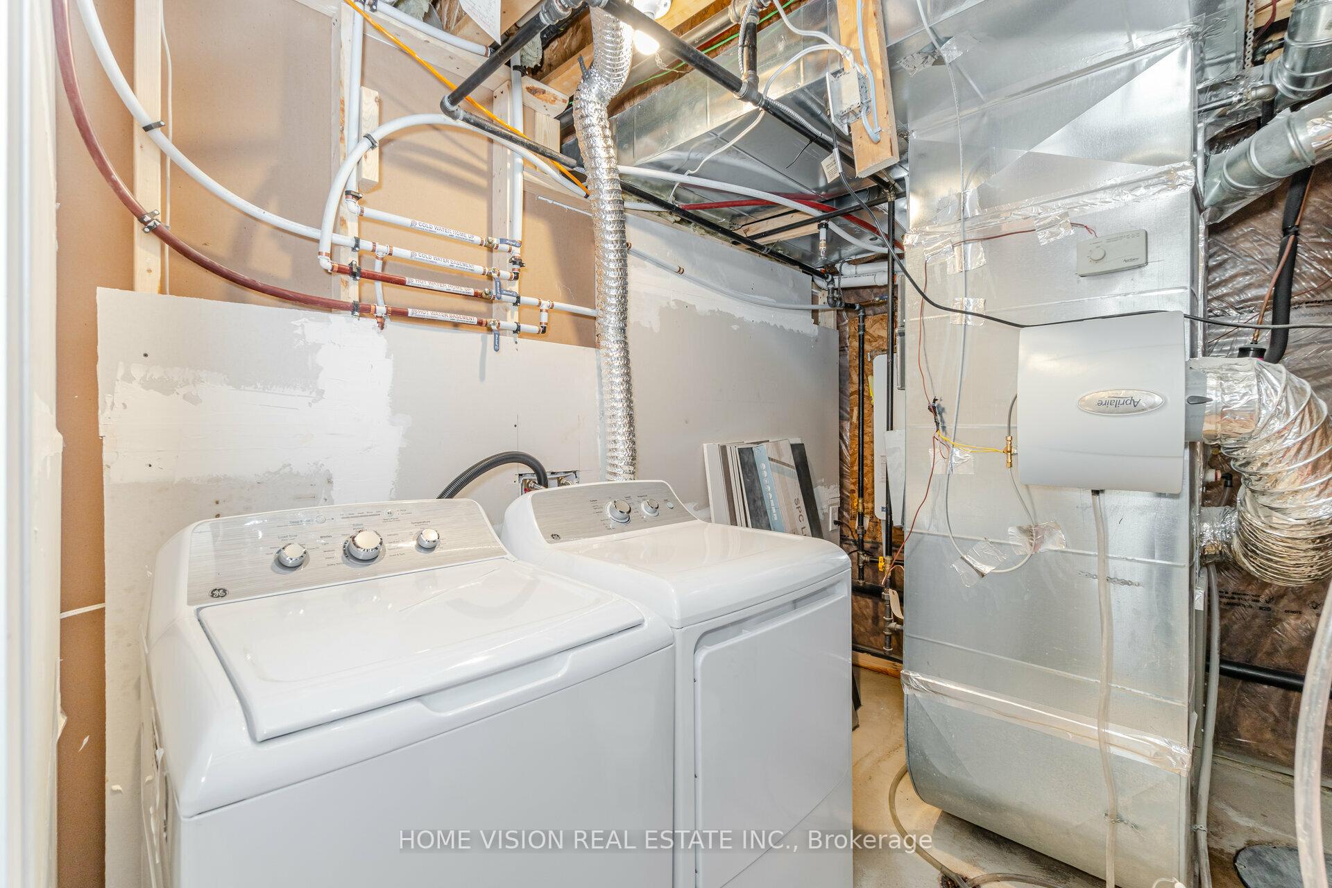 Photo 30 of Unit Basement, 938 Chestnut Heights, Milton, Cobban — HOMEH
