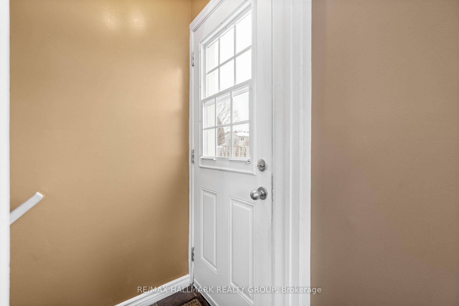 Photo 22 of 40 Morton Drive, Ottawa, Kanata - Glencairn/Hazeldean — HOMEH