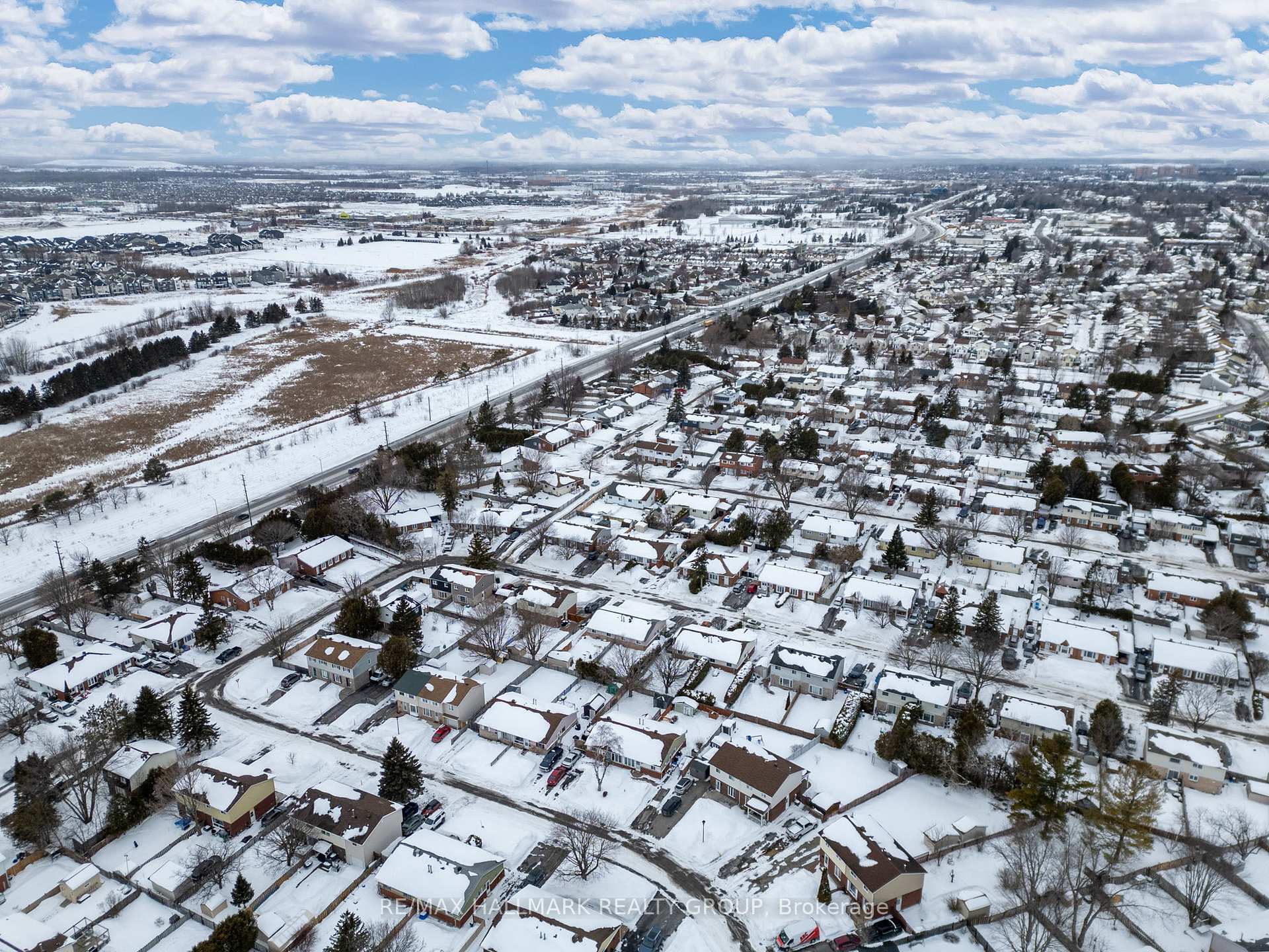 Photo 41 of 40 Morton Drive, Ottawa, Kanata - Glencairn/Hazeldean — HOMEH