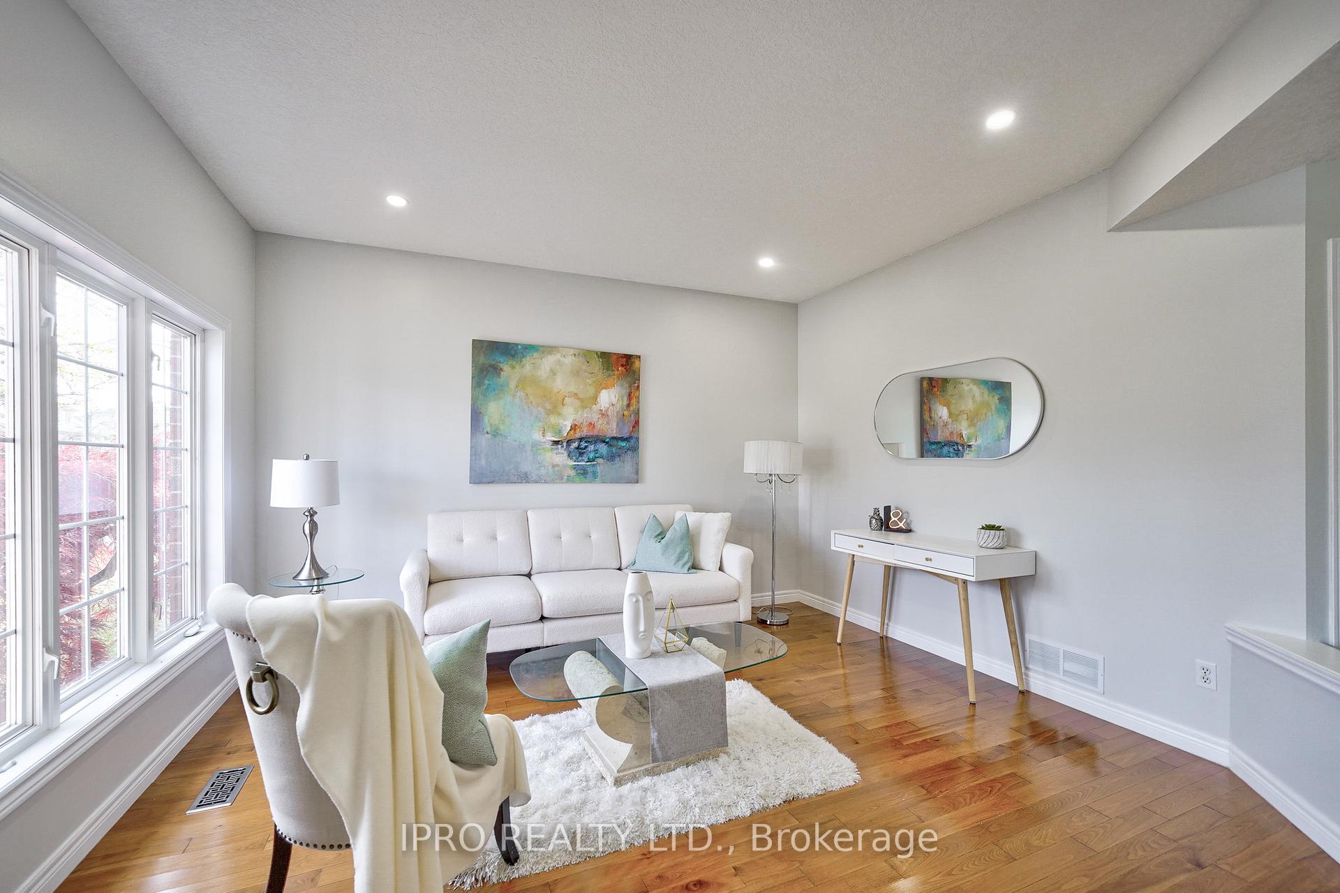 Photo 6 of 443 Hearthwood Drive, Kitchener — HOMEH