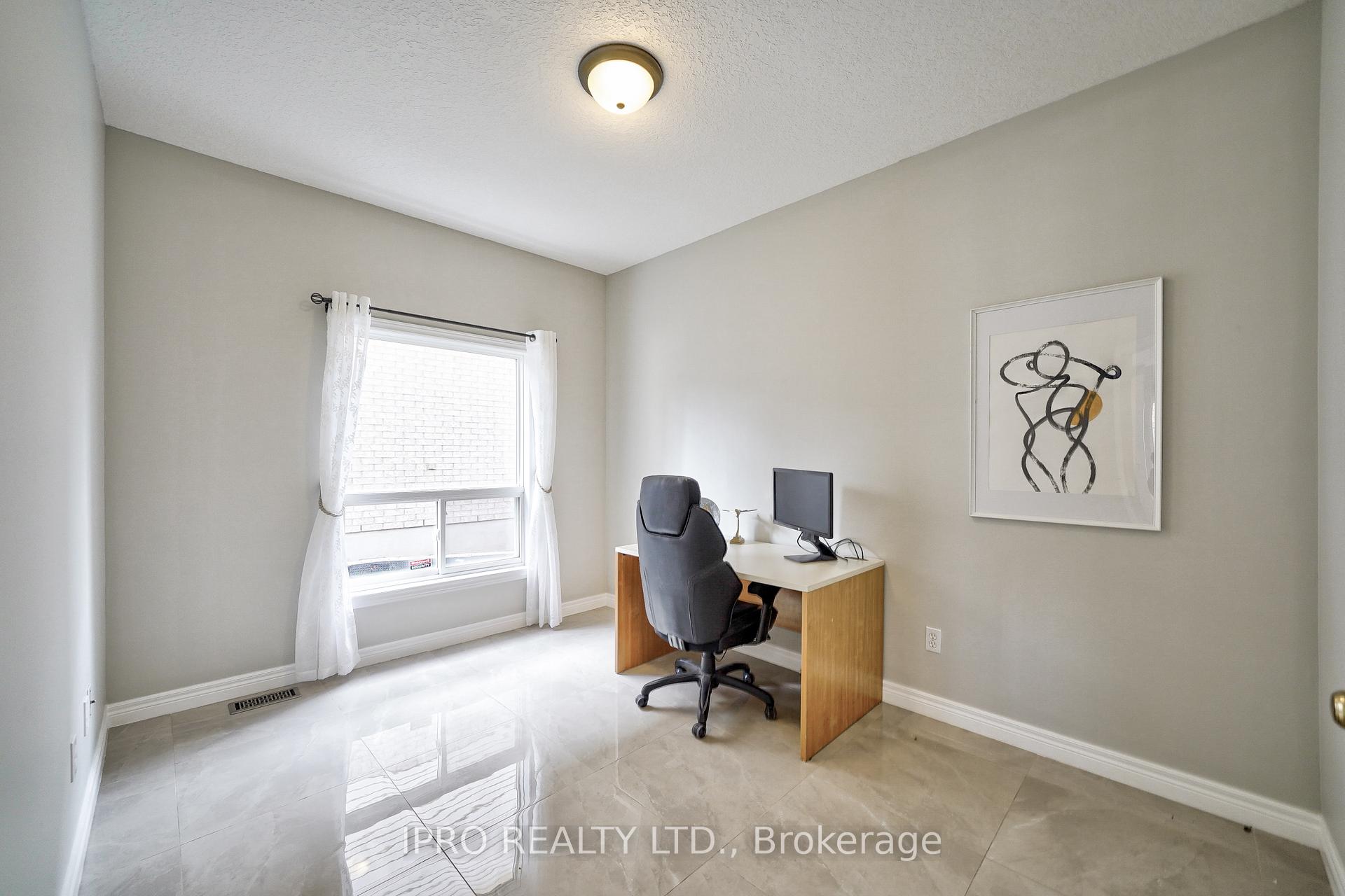 Photo 9 of 443 Hearthwood Drive, Kitchener — HOMEH