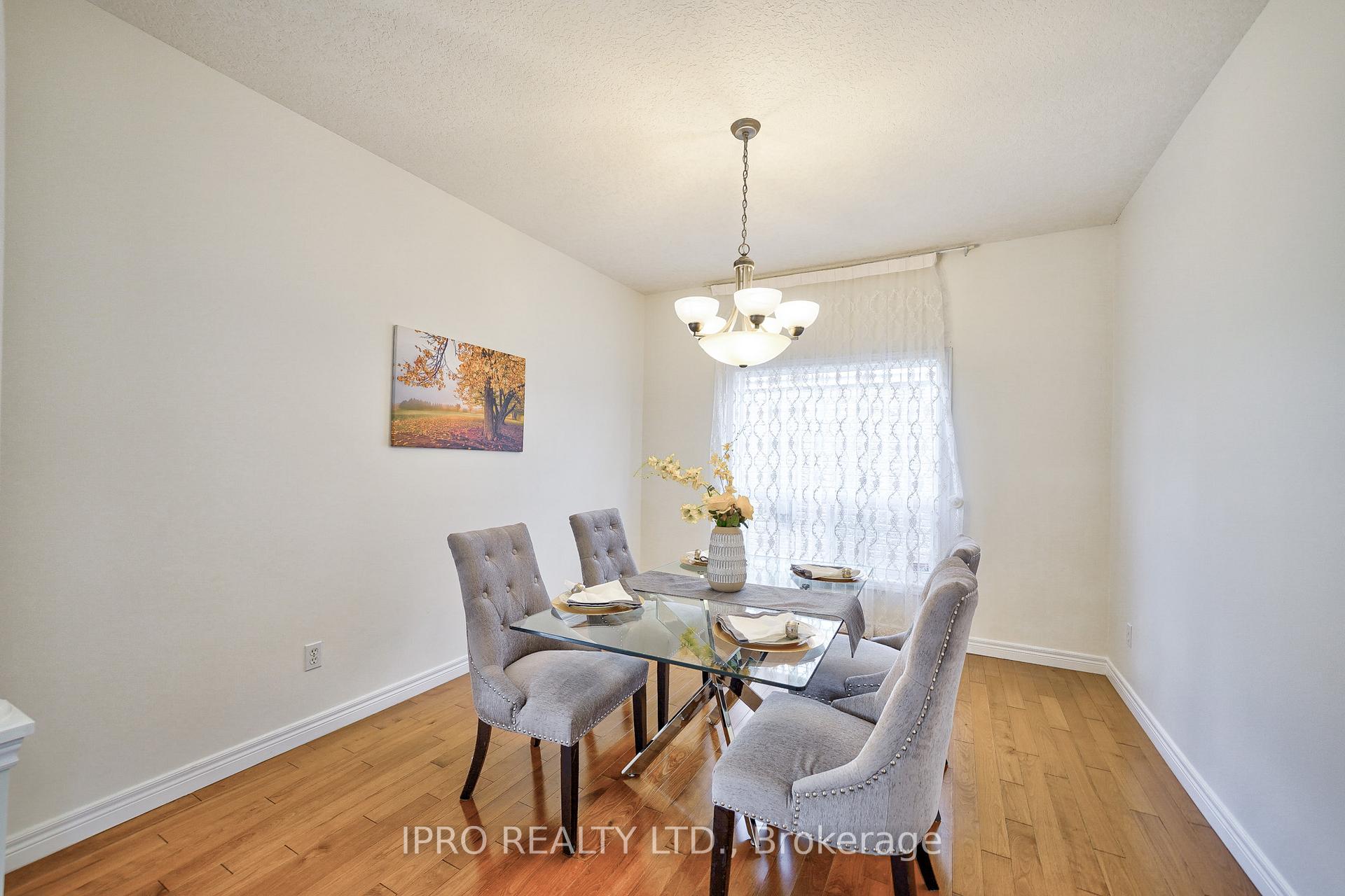Photo 10 of 443 Hearthwood Drive, Kitchener — HOMEH