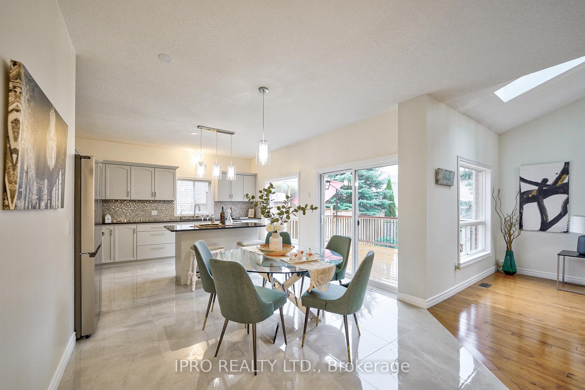Photo 12 of 443 Hearthwood Drive, Kitchener — HOMEH