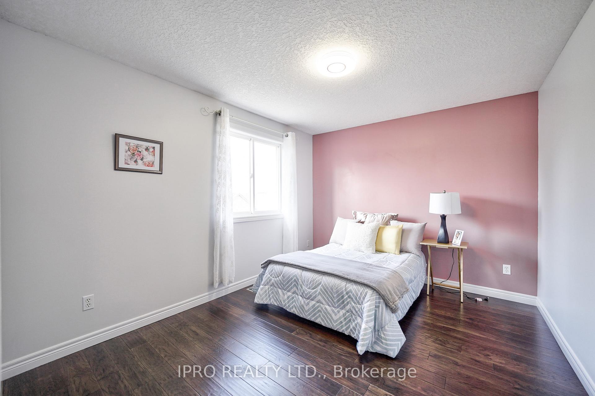 Photo 31 of 443 Hearthwood Drive, Kitchener — HOMEH