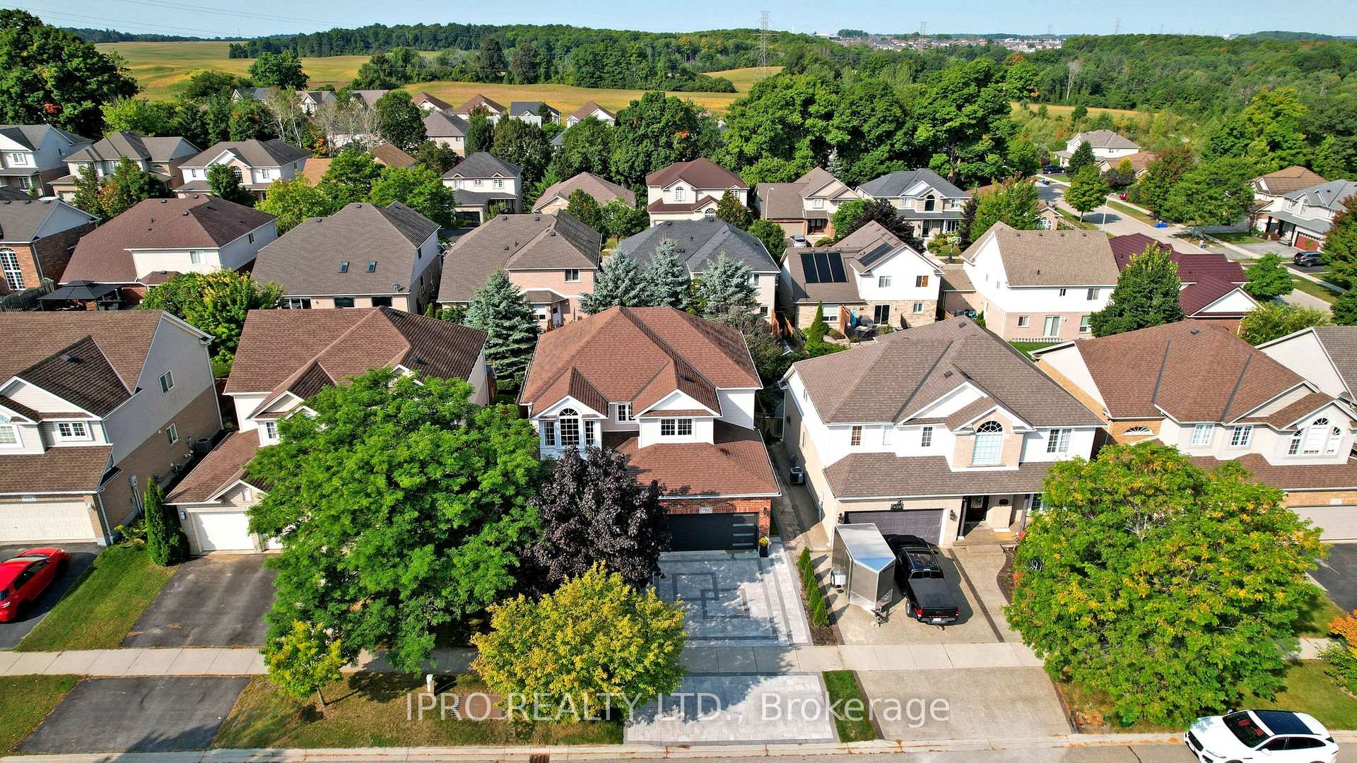 Photo 40 of 443 Hearthwood Drive, Kitchener — HOMEH