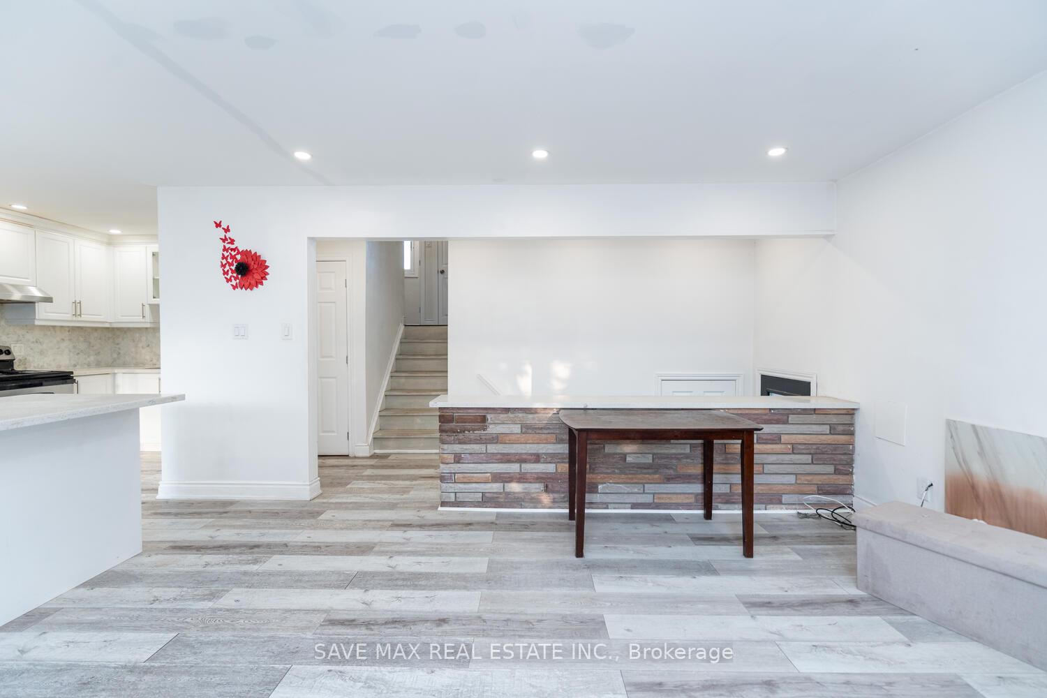 Photo 10 of 219 Franklin Street S, Kitchener, Vanier - Kitchener — HOMEH
