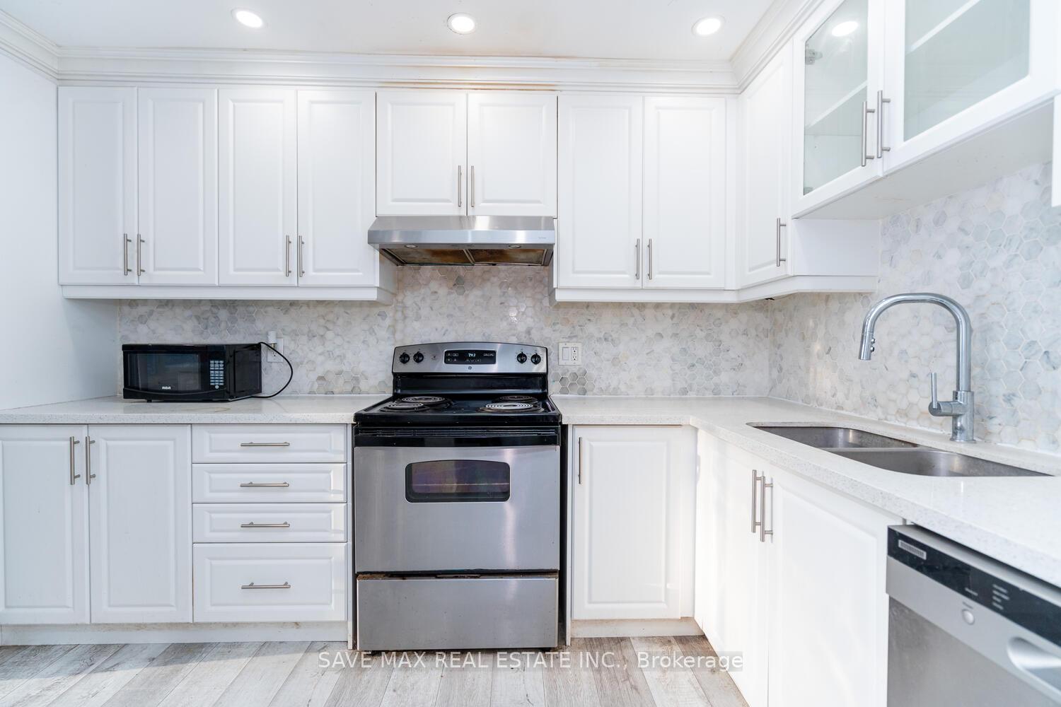 Photo 15 of 219 Franklin Street S, Kitchener, Vanier - Kitchener — HOMEH
