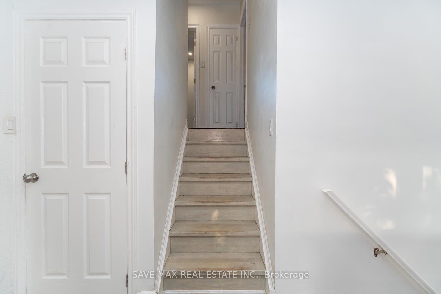 Photo 17 of 219 Franklin Street S, Kitchener, Vanier - Kitchener — HOMEH