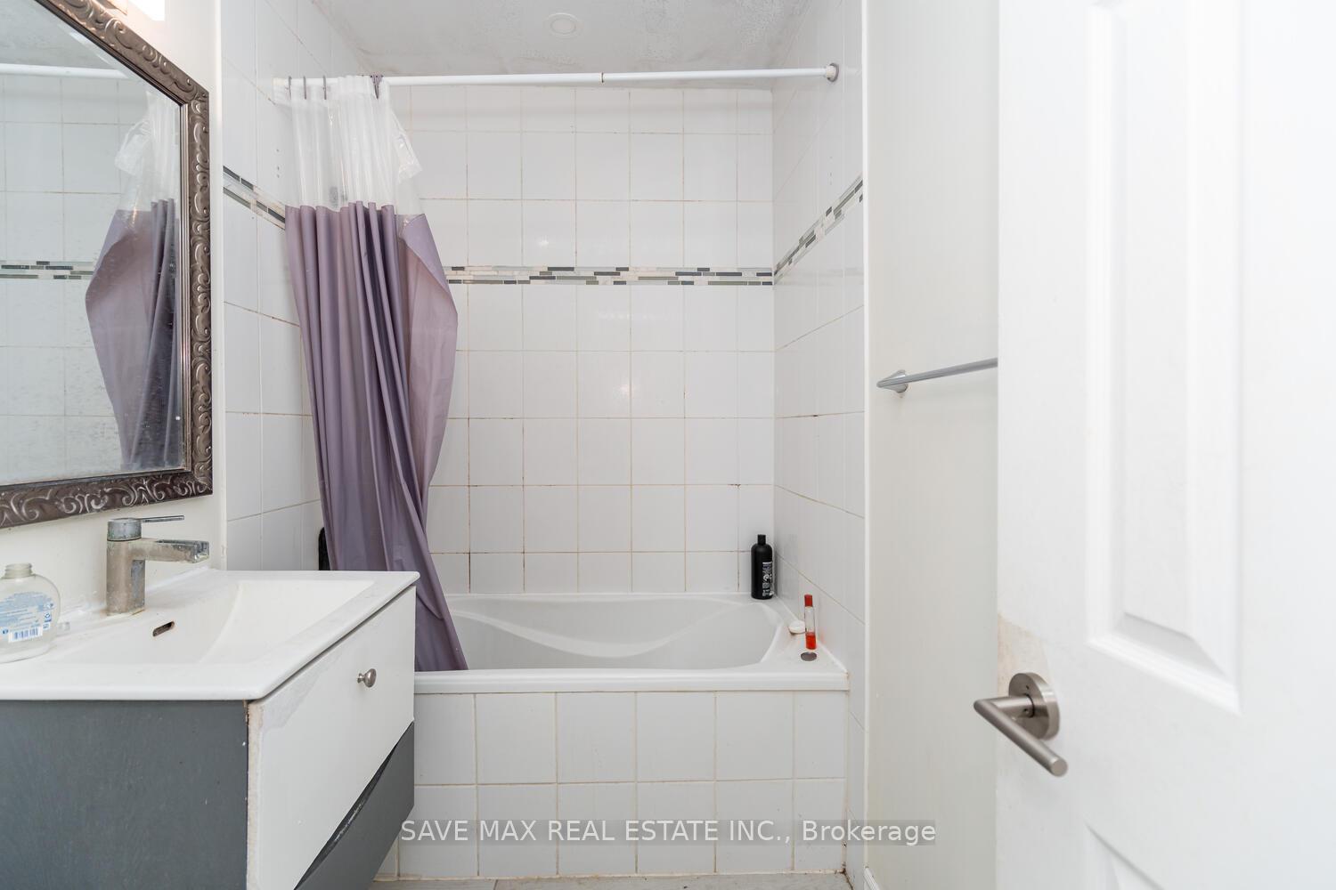 Photo 24 of 219 Franklin Street S, Kitchener, Vanier - Kitchener — HOMEH