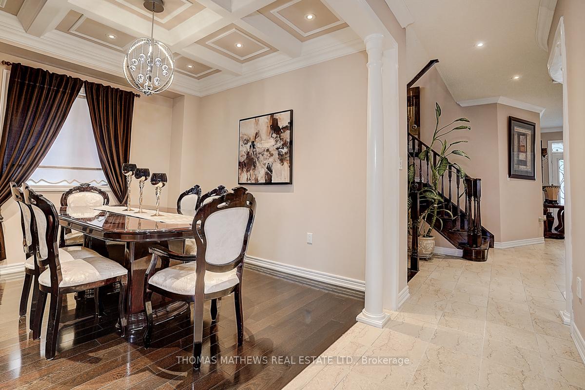 Photo 17 of 70 Reginald Lamb Crescent, Markham, Box Grove — HOMEH