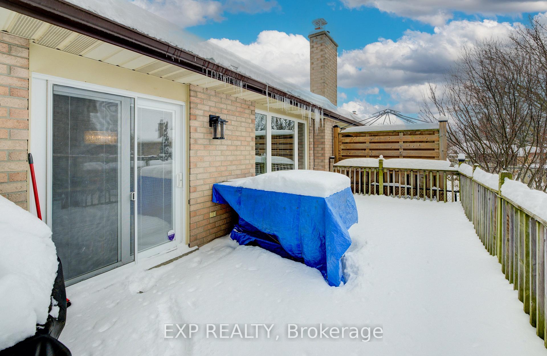Photo 31 of 21 Highcroft Court, Kitchener — HOMEH