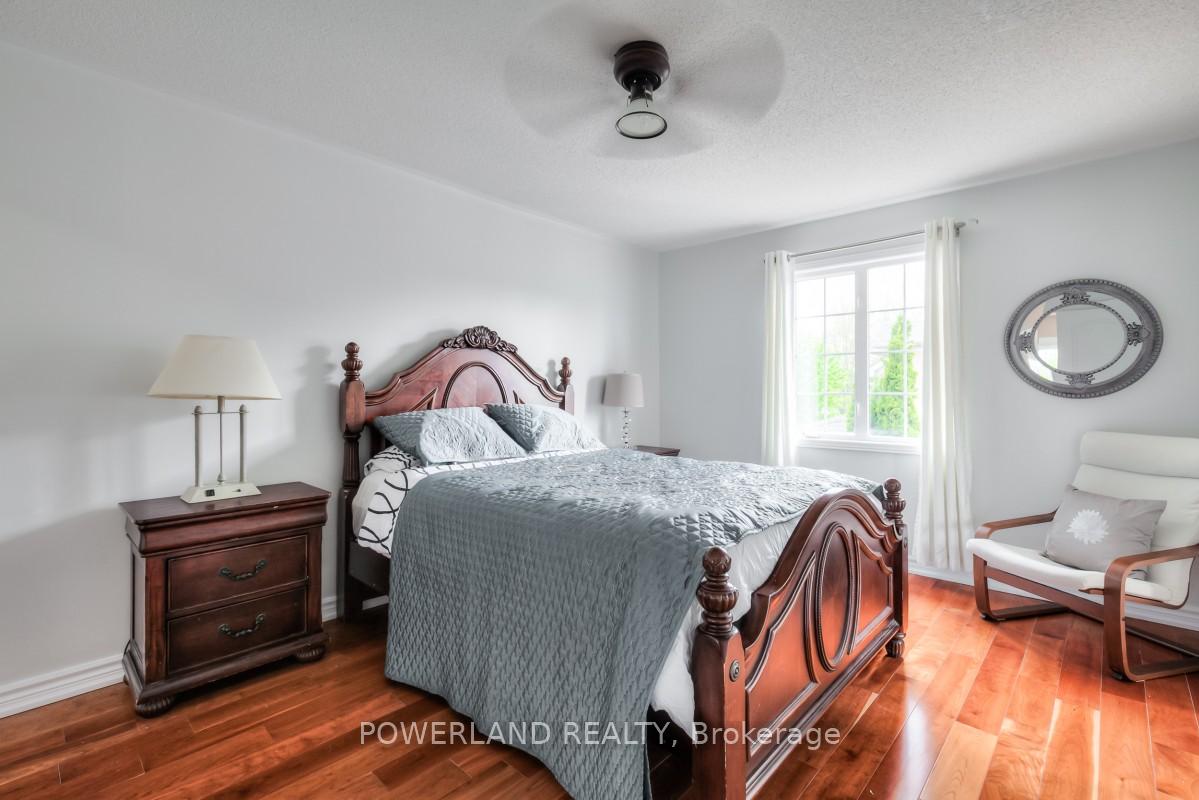 Photo 16 of 129 Zio Carlo Drive, Markham, Village Green-South Unionville — HOMEH