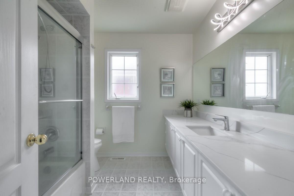 Photo 19 of 129 Zio Carlo Drive, Markham, Village Green-South Unionville — HOMEH