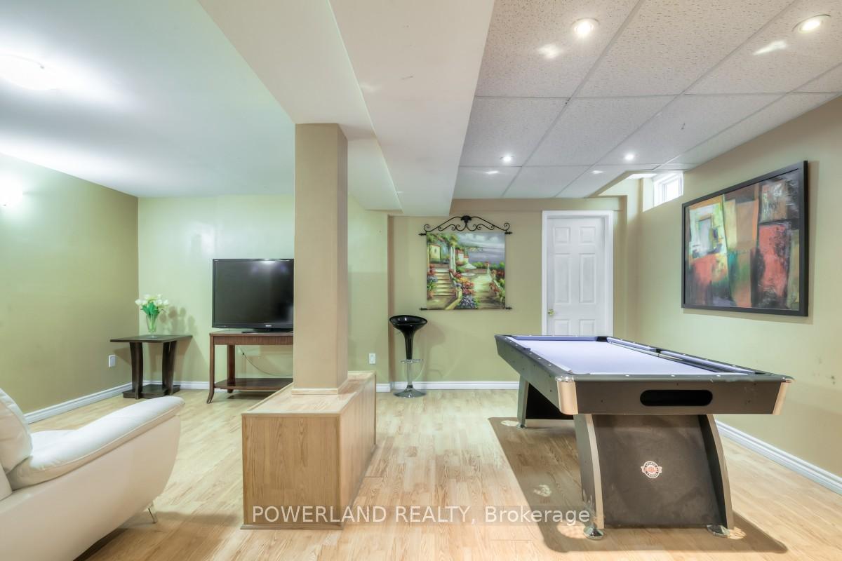 Photo 25 of 129 Zio Carlo Drive, Markham, Village Green-South Unionville — HOMEH