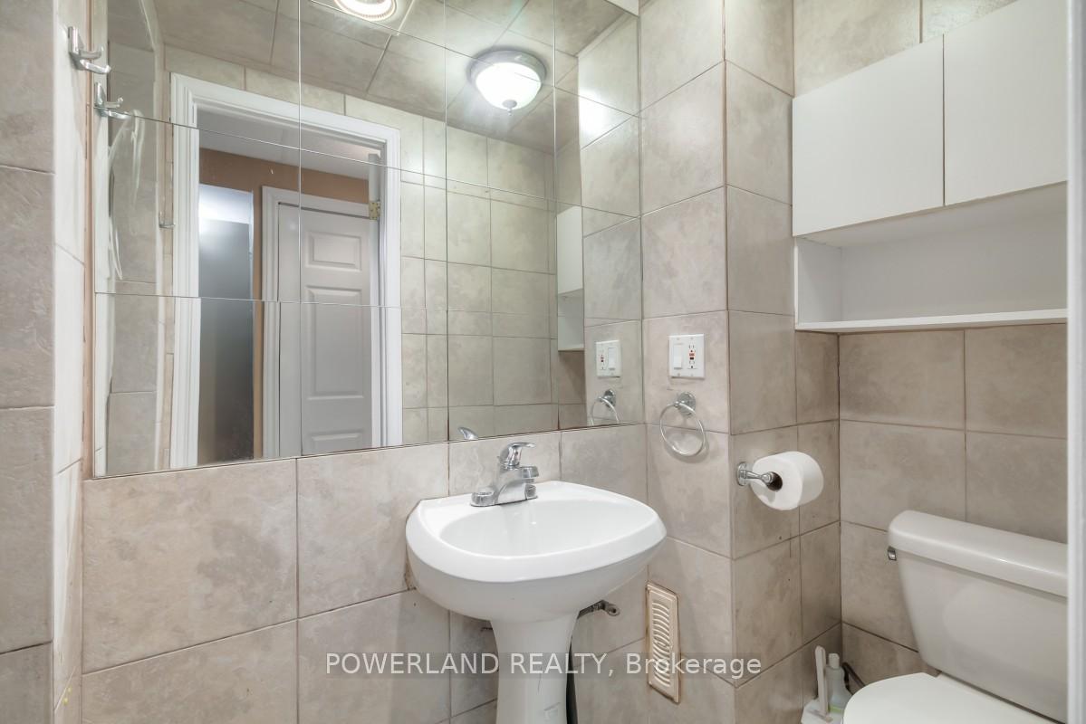 Photo 30 of 129 Zio Carlo Drive, Markham, Village Green-South Unionville — HOMEH