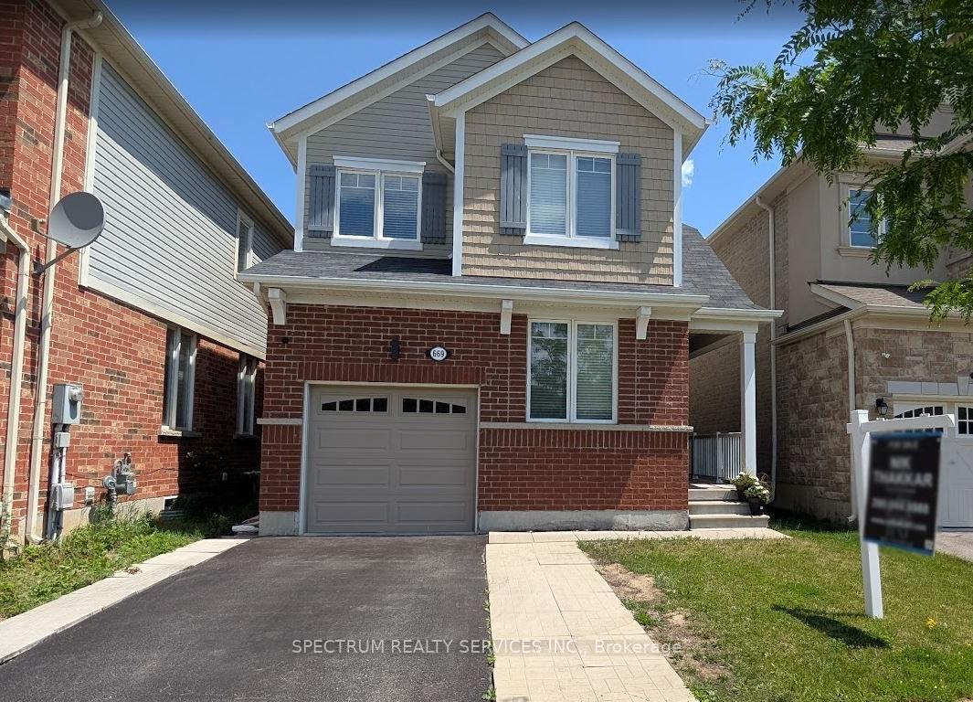 Front of 669 Gibson Crescent