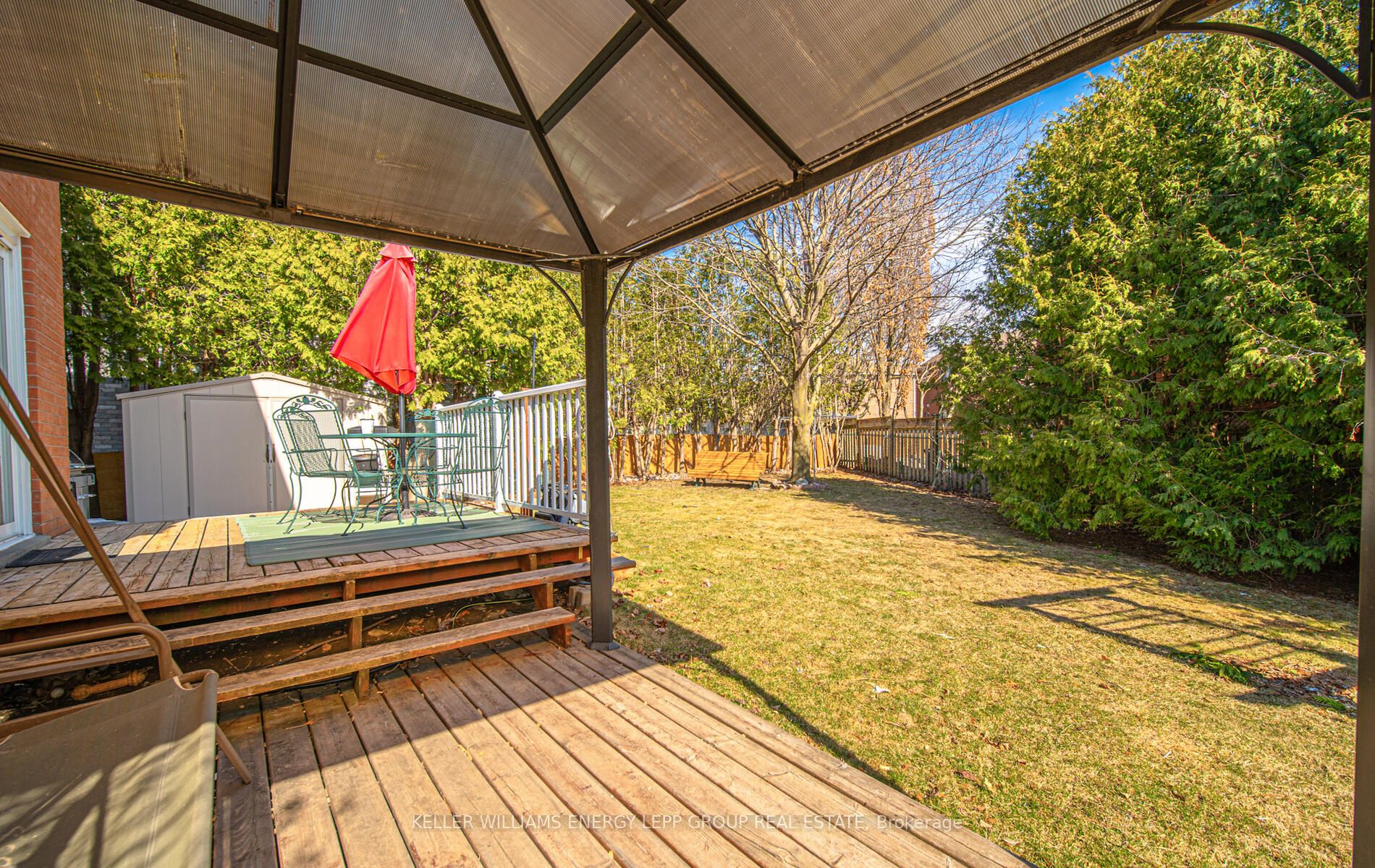 Photo 56 of 37 Eric Clarke Drive, Whitby, Rolling Acres — HOMEH
