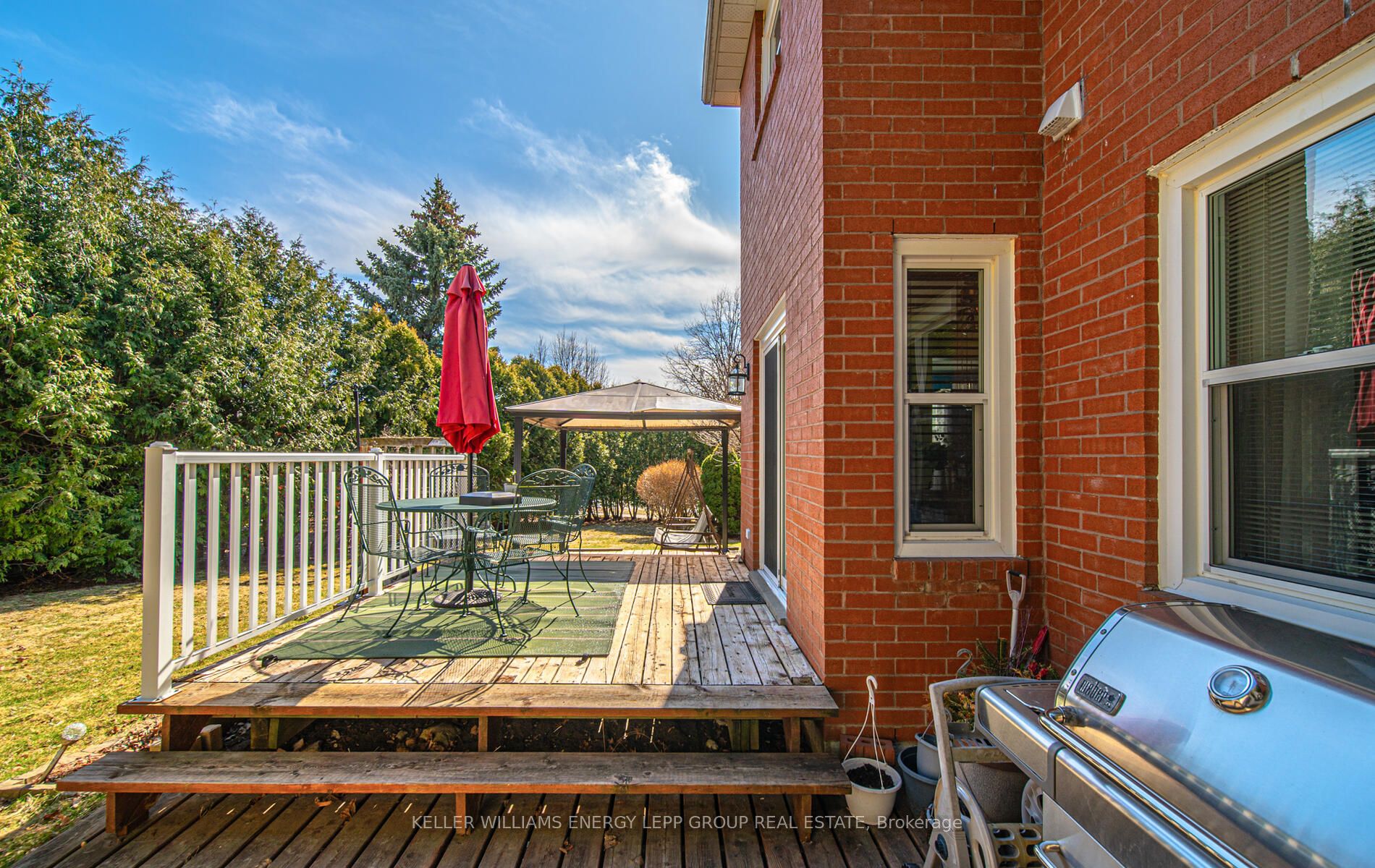 Photo 60 of 37 Eric Clarke Drive, Whitby, Rolling Acres — HOMEH