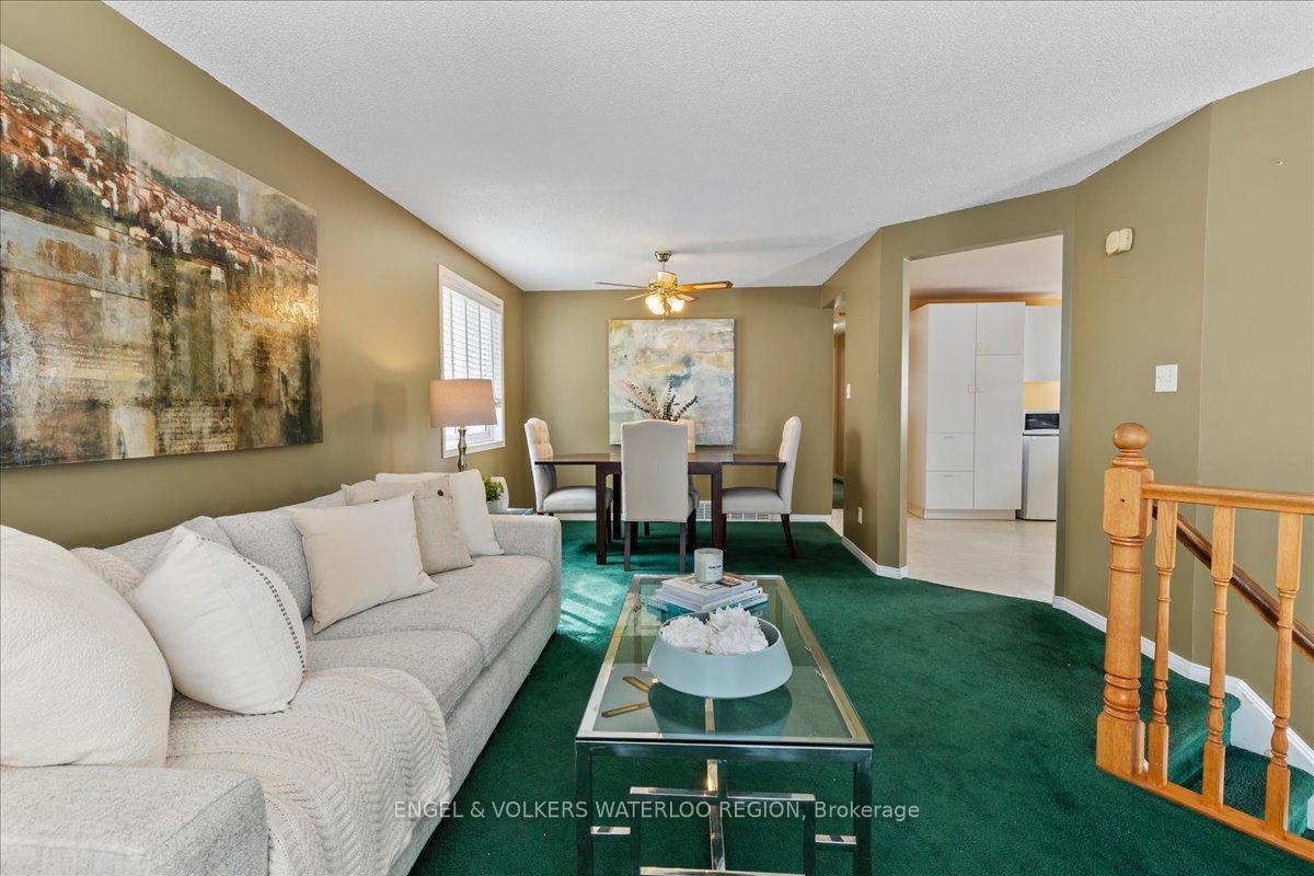 Photo 7 of 17 Westmeadow Drive, Kitchener — HOMEH