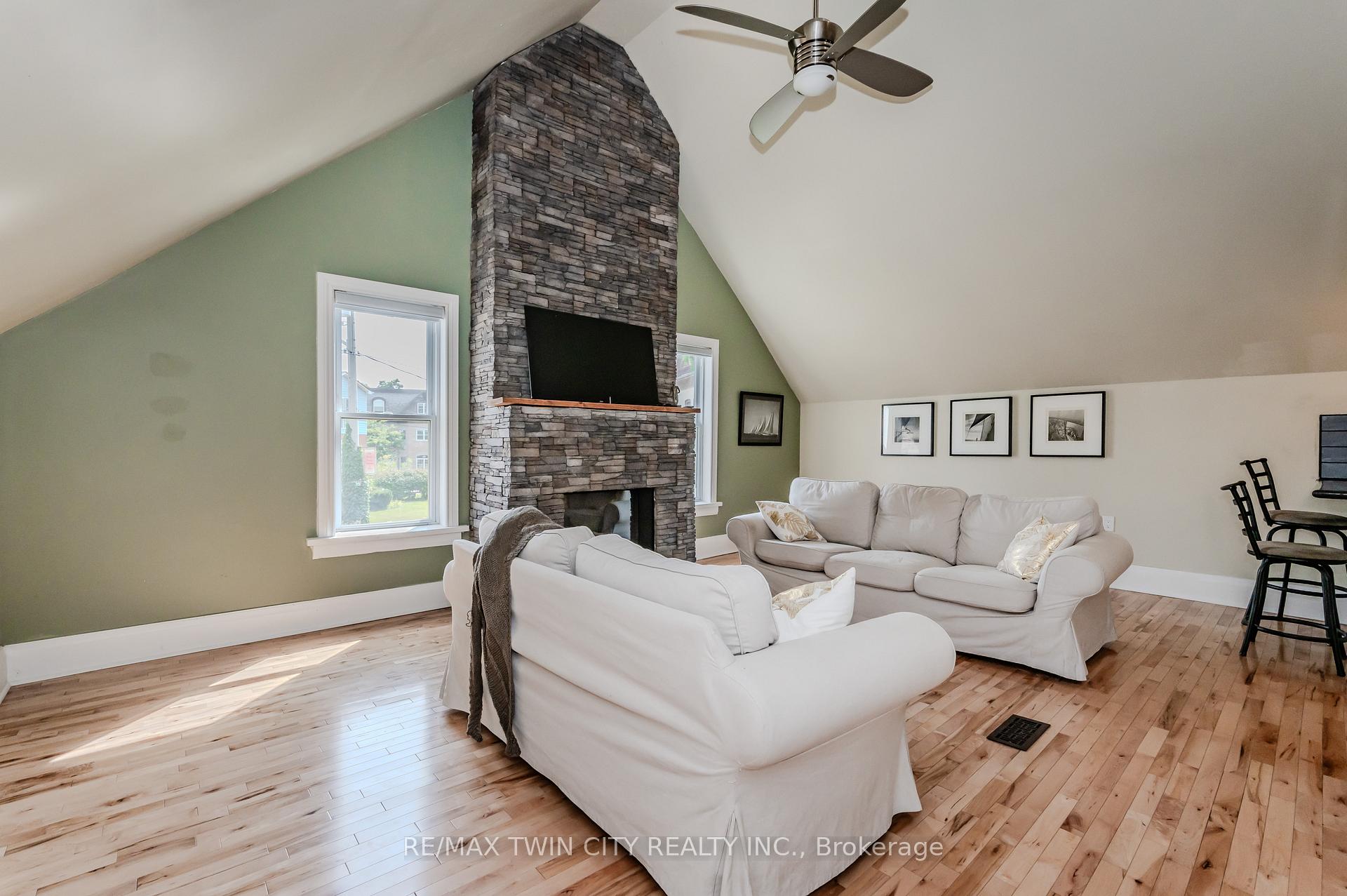 Photo 8 of 111 Lancaster Street E, Kitchener — HOMEH