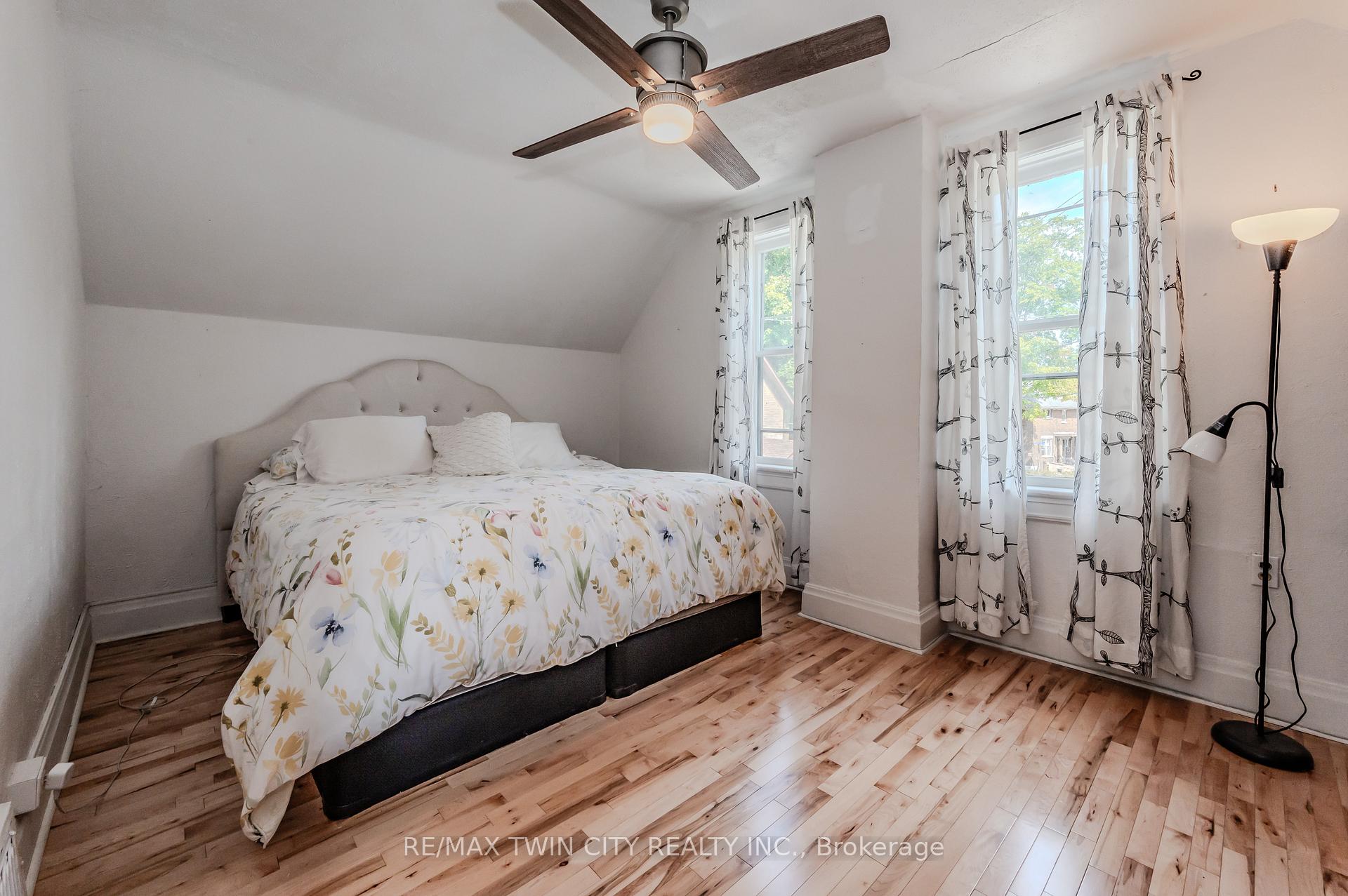 Photo 17 of 111 Lancaster Street E, Kitchener — HOMEH