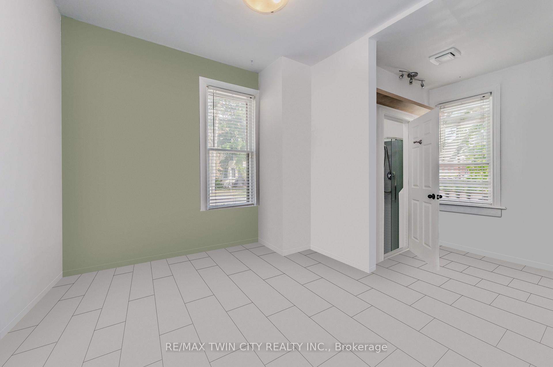 Photo 26 of 111 Lancaster Street E, Kitchener — HOMEH