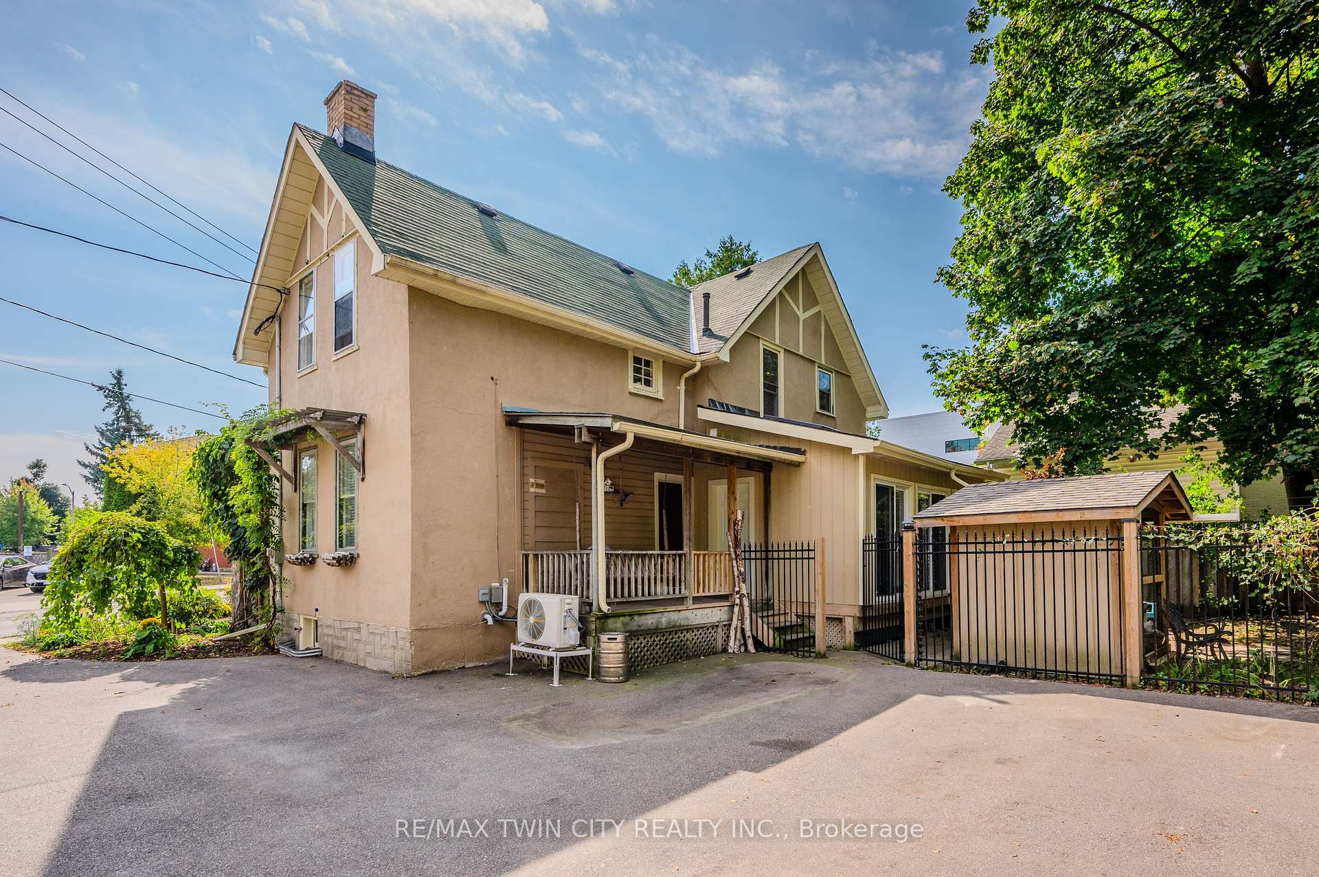 Photo 29 of 111 Lancaster Street E, Kitchener — HOMEH