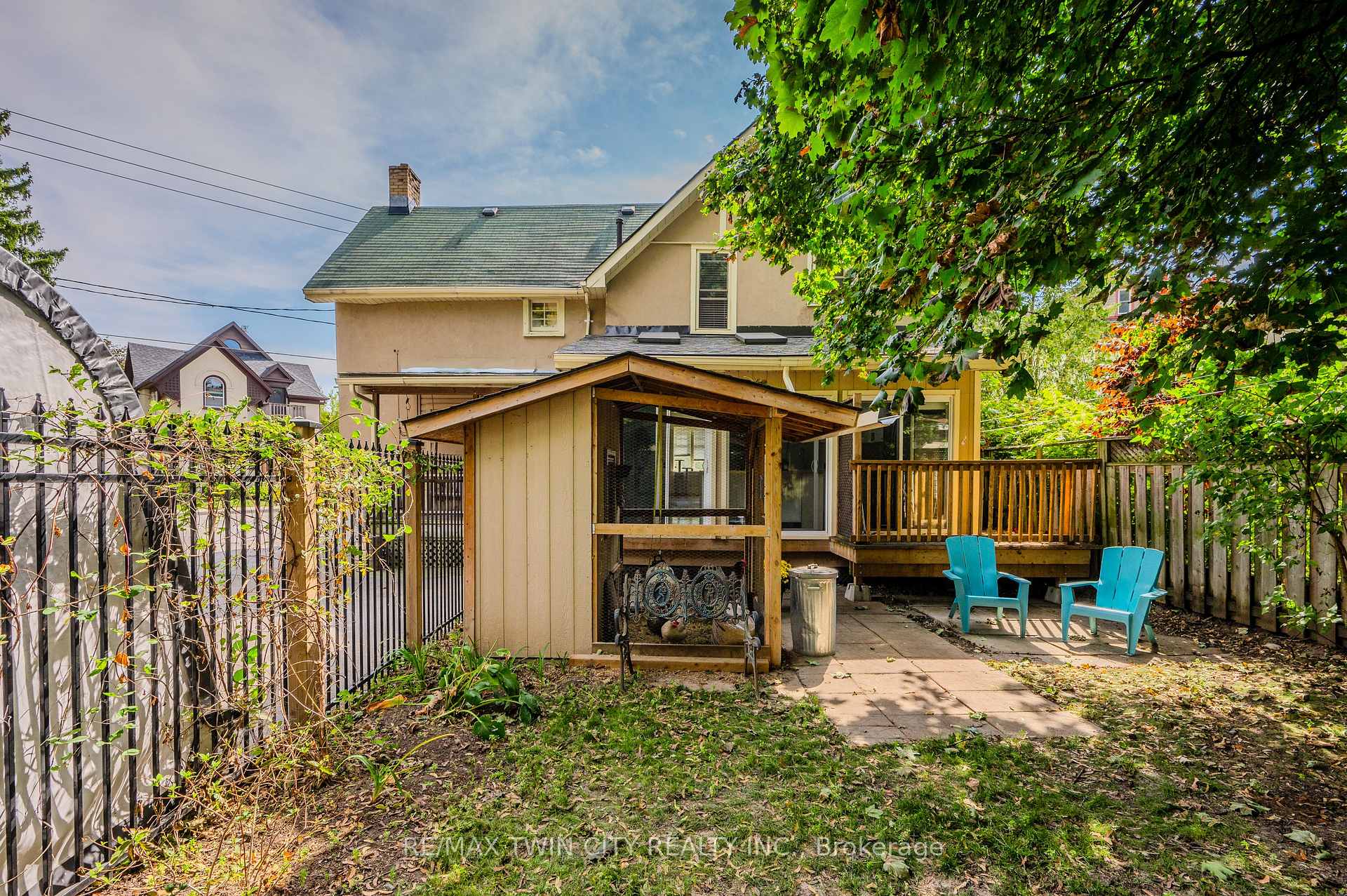 Photo 31 of 111 Lancaster Street E, Kitchener — HOMEH
