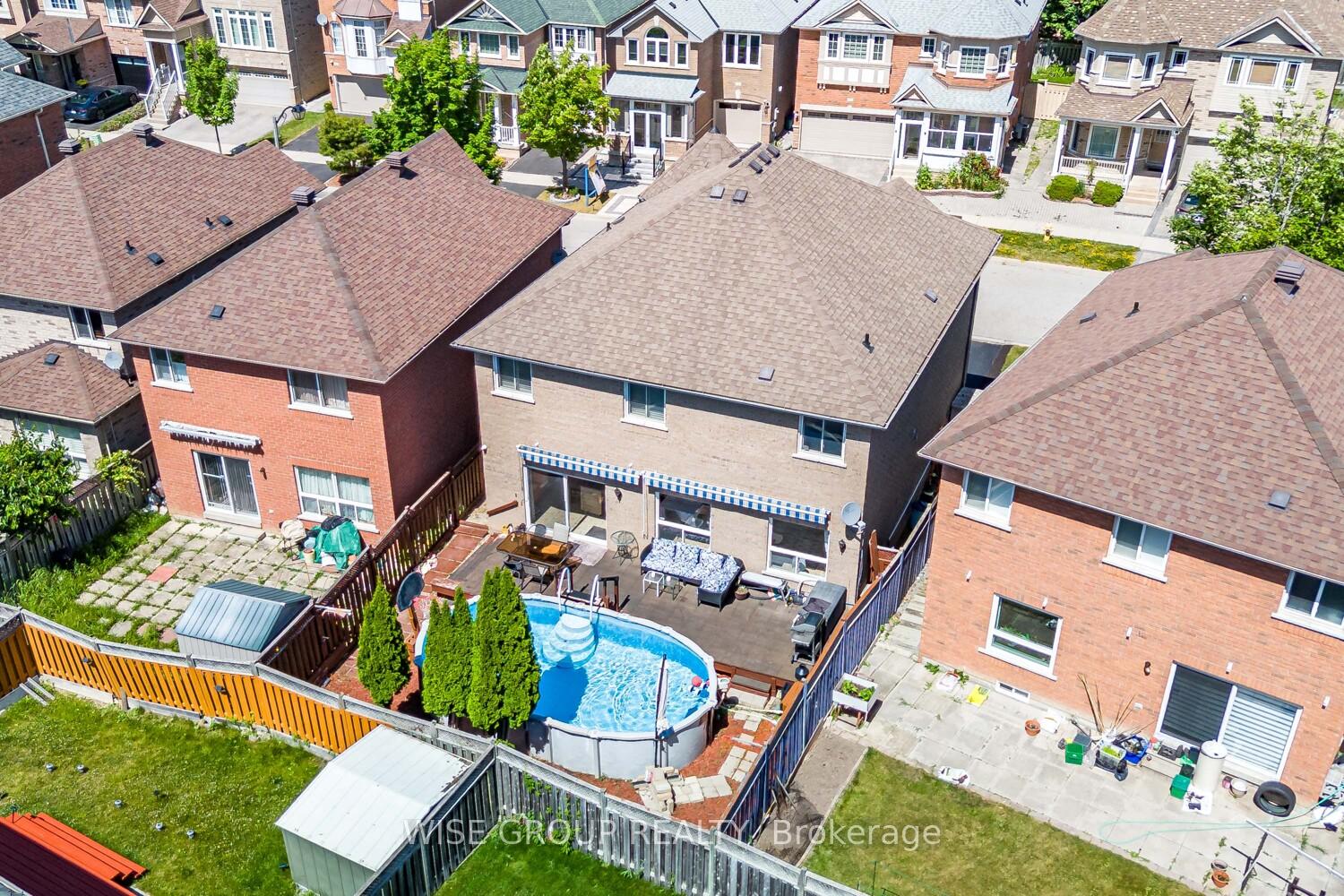 Photo 42 of 8 Crawford Street, Markham, Berczy — HOMEH
