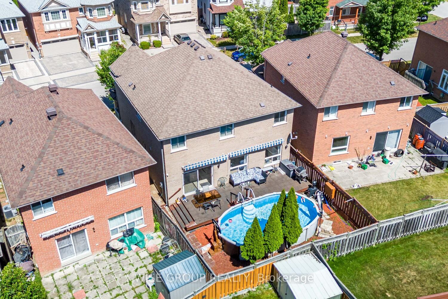 Photo 43 of 8 Crawford Street, Markham, Berczy — HOMEH