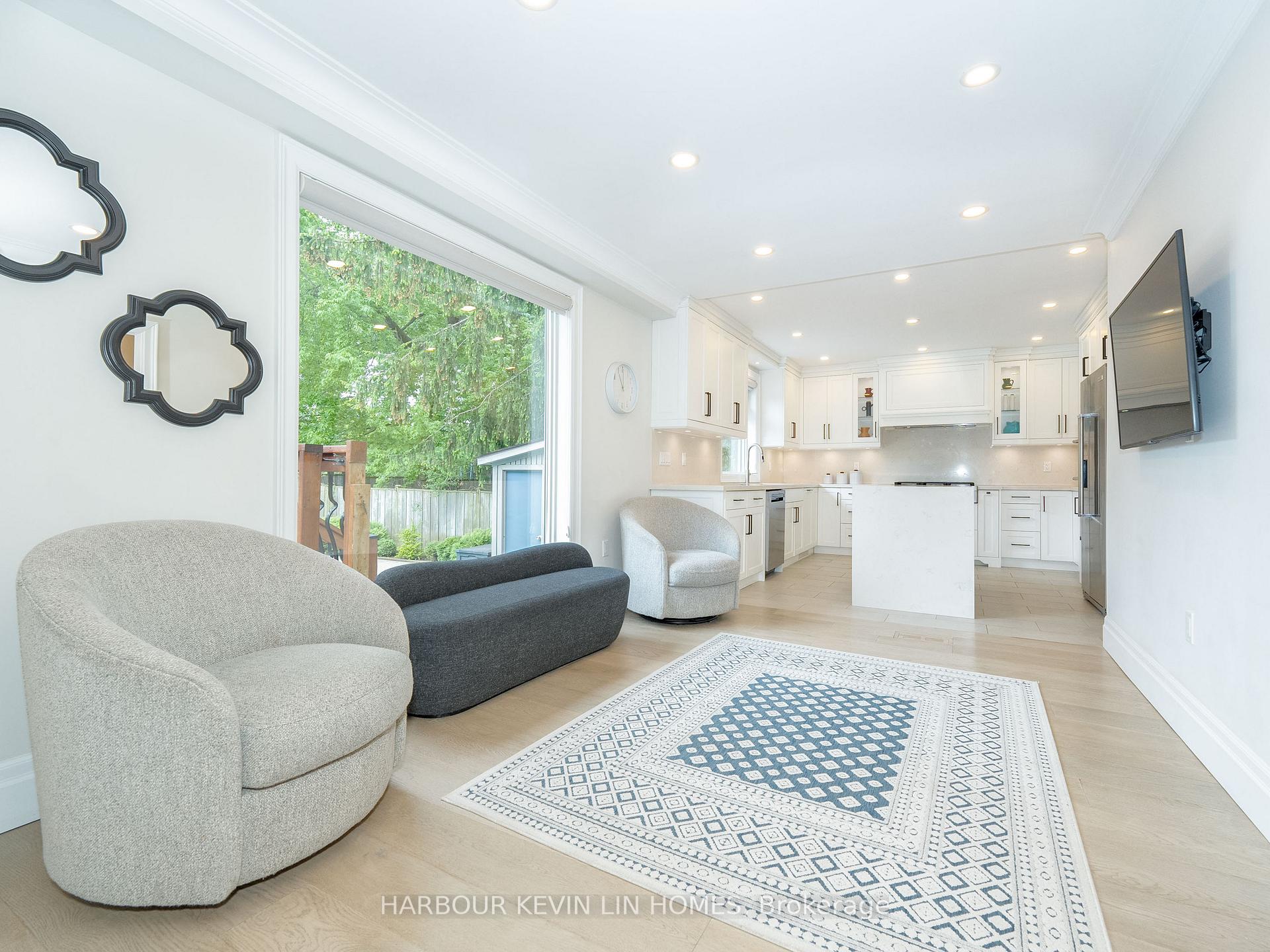 Photo 15 of 33 Baymark Road, Markham, Royal Orchard — HOMEH