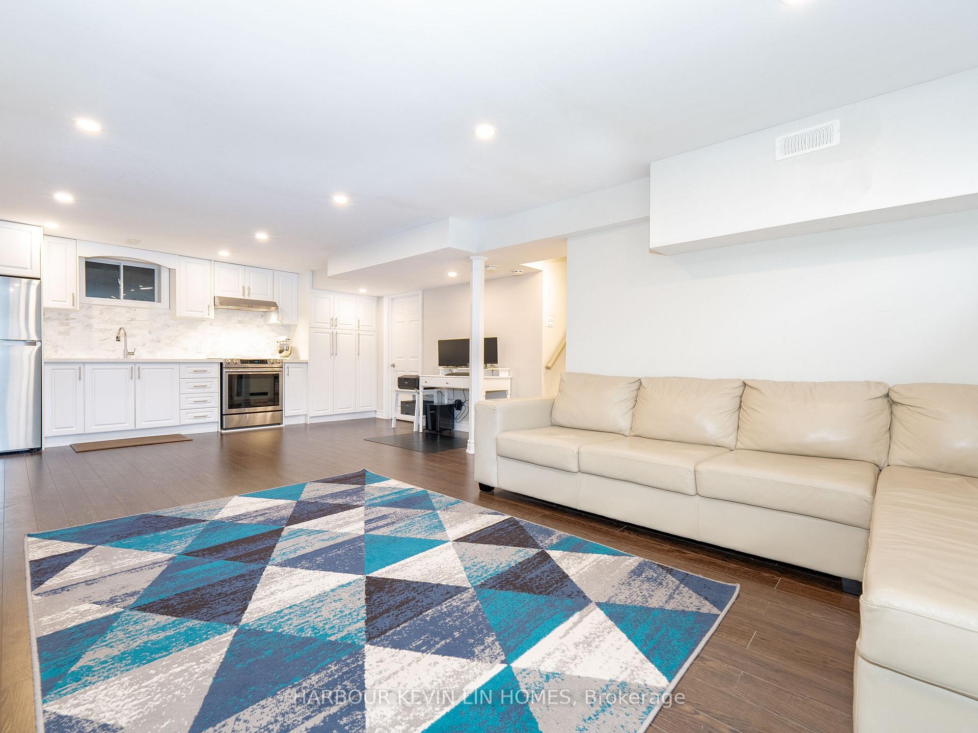Photo 41 of 33 Baymark Road, Markham, Royal Orchard — HOMEH