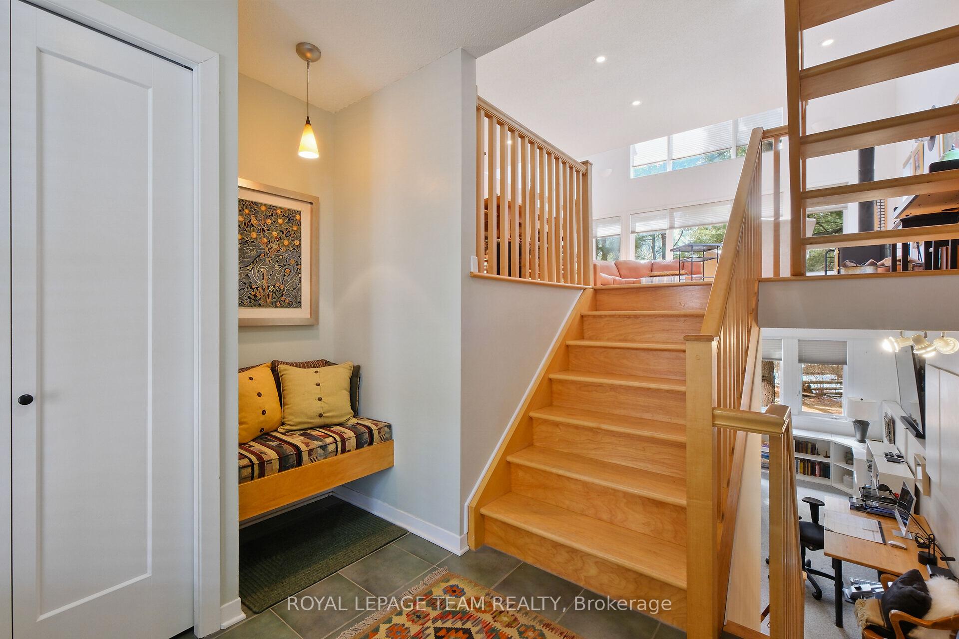 Photo 6 of 2 Weatherly Drive, Ottawa, Kanata - Rural Kanata (Central) — HOMEH