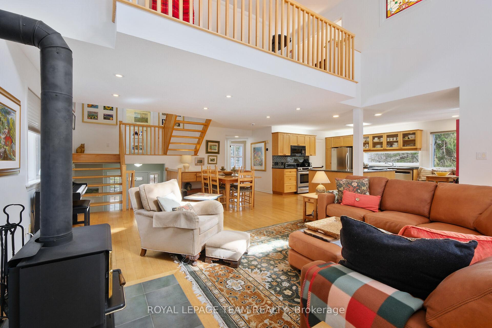 Photo 9 of 2 Weatherly Drive, Ottawa, Kanata - Rural Kanata (Central) — HOMEH