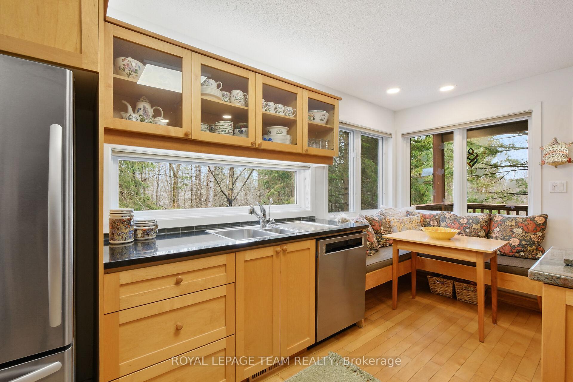 Photo 17 of 2 Weatherly Drive, Ottawa, Kanata - Rural Kanata (Central) — HOMEH