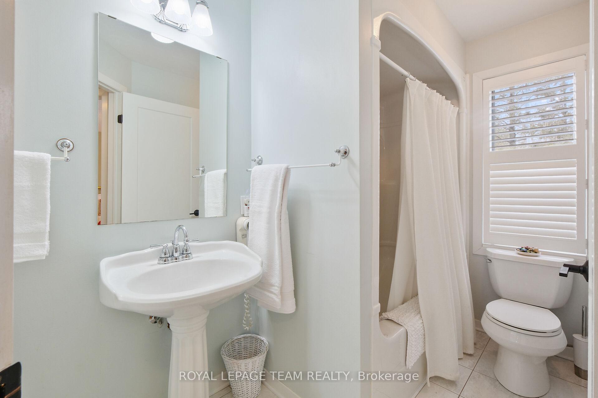 Photo 20 of 2 Weatherly Drive, Ottawa, Kanata - Rural Kanata (Central) — HOMEH