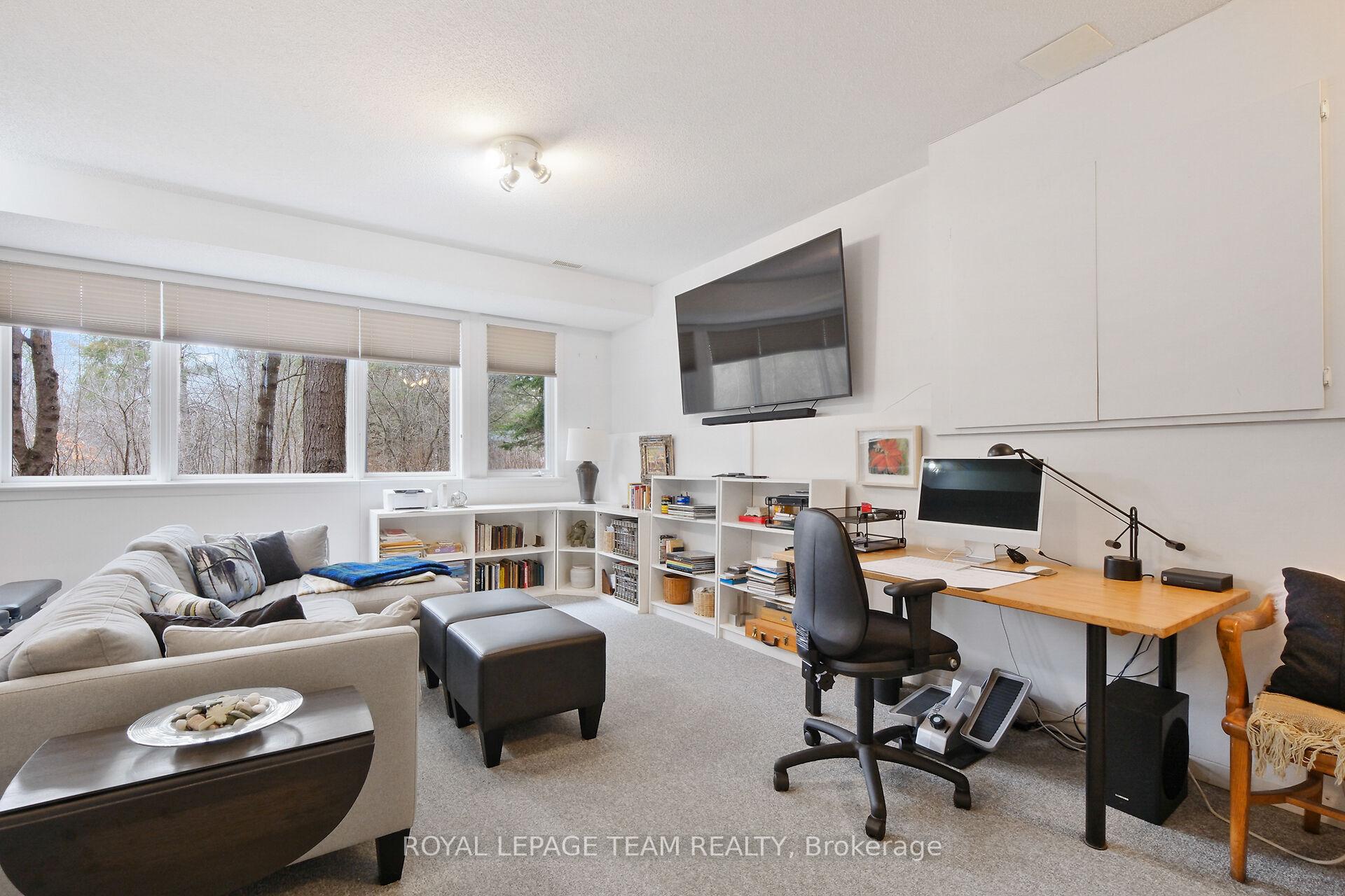 Photo 36 of 2 Weatherly Drive, Ottawa, Kanata - Rural Kanata (Central) — HOMEH
