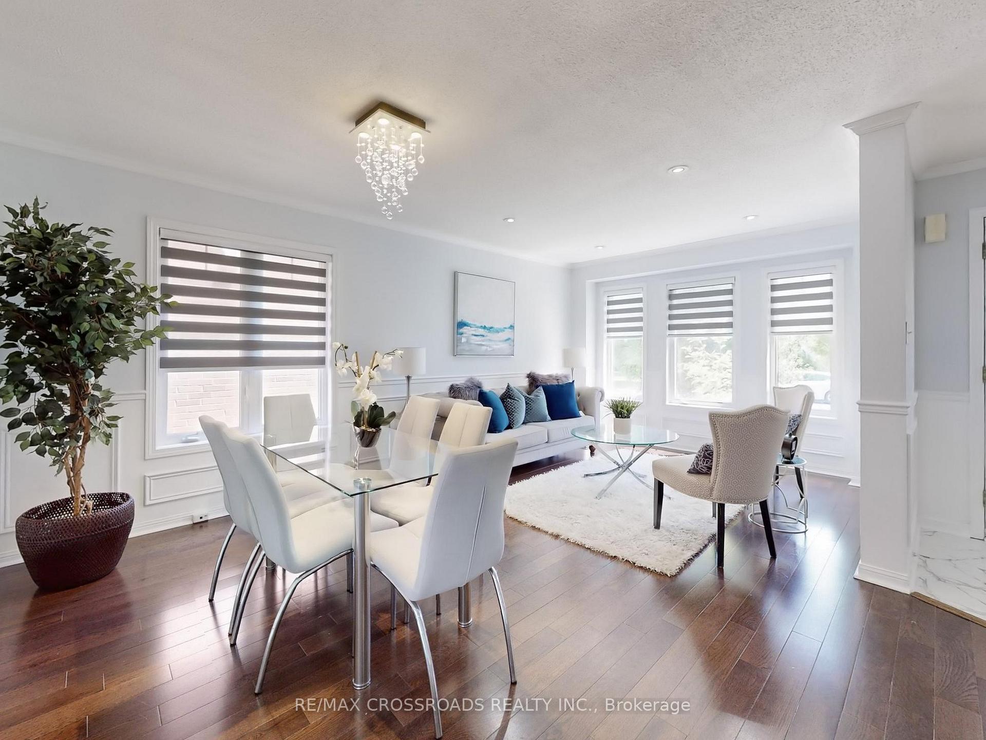 Photo 8 of 244 White's Hill Avenue, Markham, Cornell — HOMEH