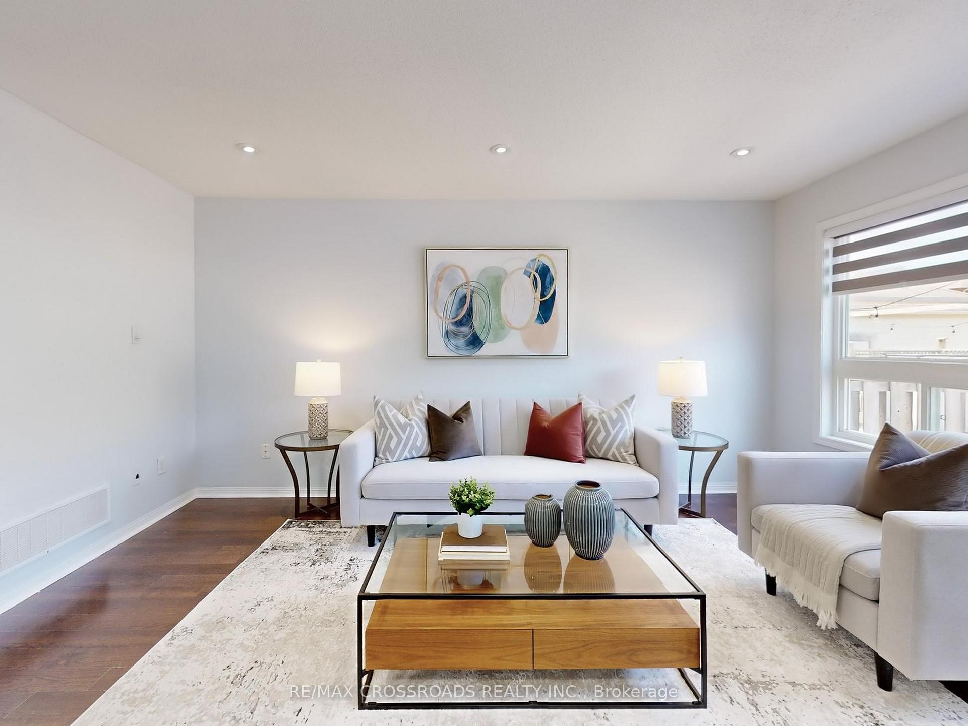 Photo 15 of 244 White's Hill Avenue, Markham, Cornell — HOMEH