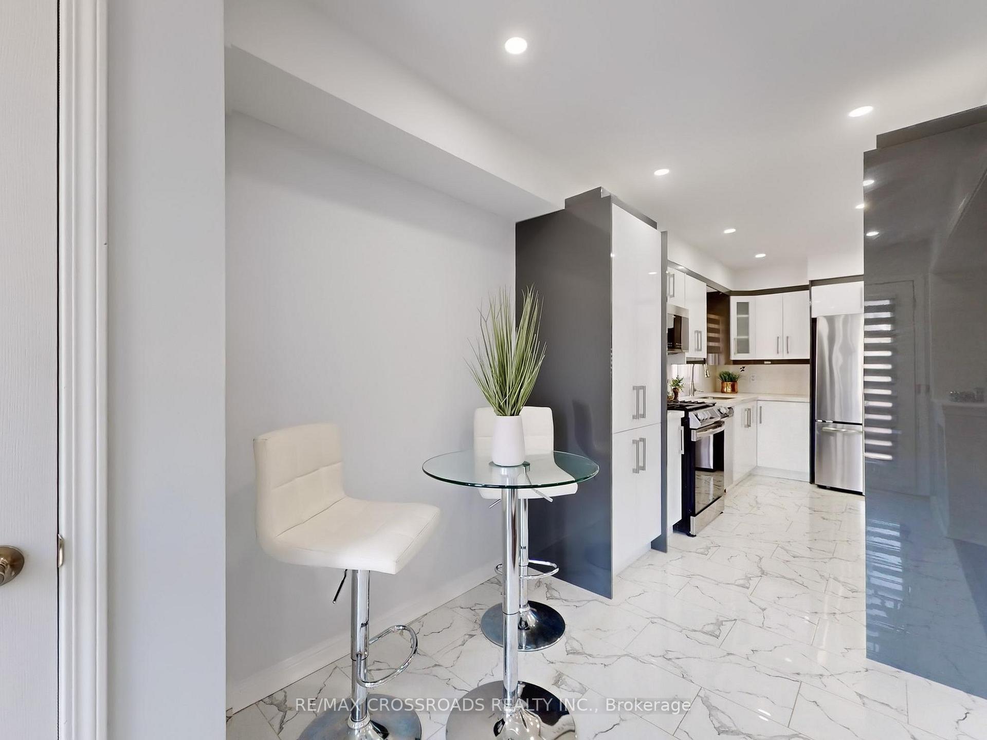 Photo 22 of 244 White's Hill Avenue, Markham, Cornell — HOMEH
