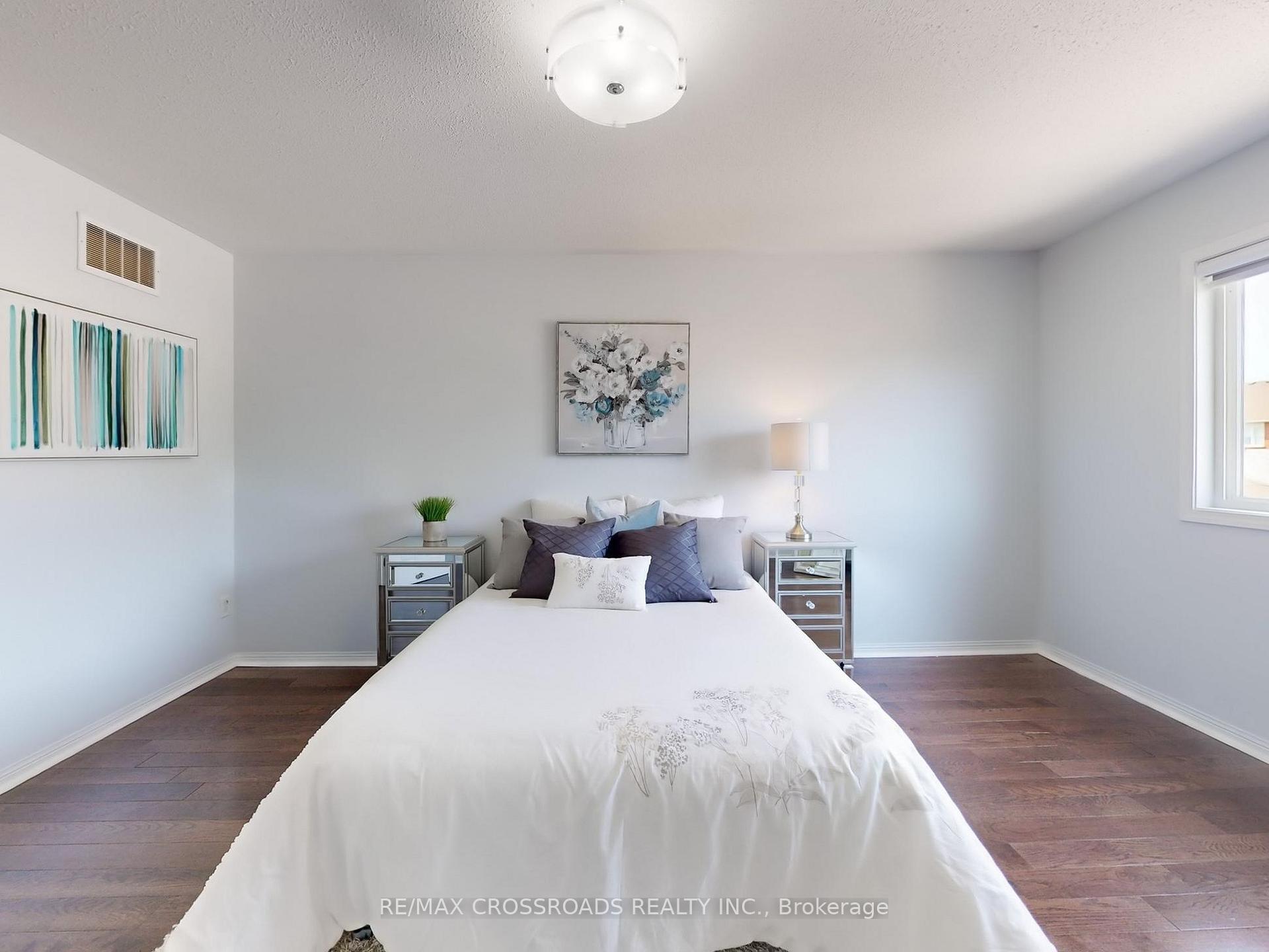Photo 30 of 244 White's Hill Avenue, Markham, Cornell — HOMEH