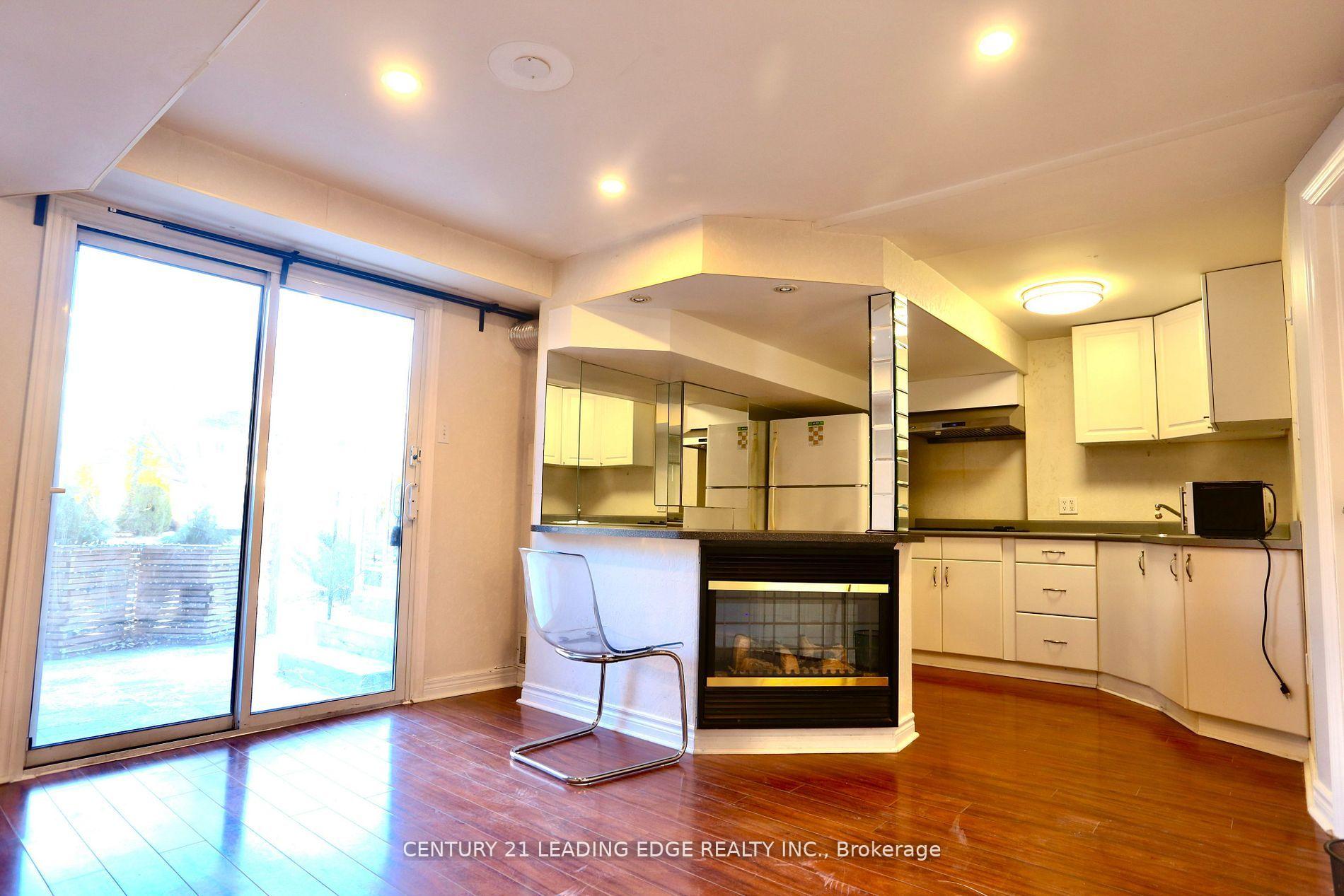 Photo 7 of Unit GROUND, 84 Sunway Square, Markham, Raymerville — HOMEH