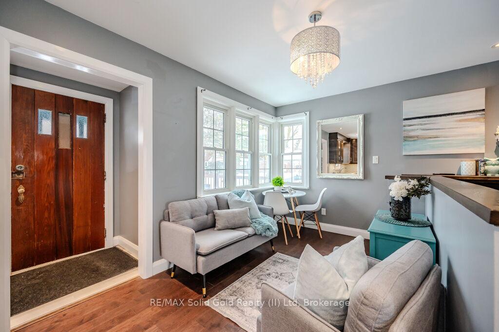 Photo 4 of 25 Hett Avenue, Kitchener — HOMEH