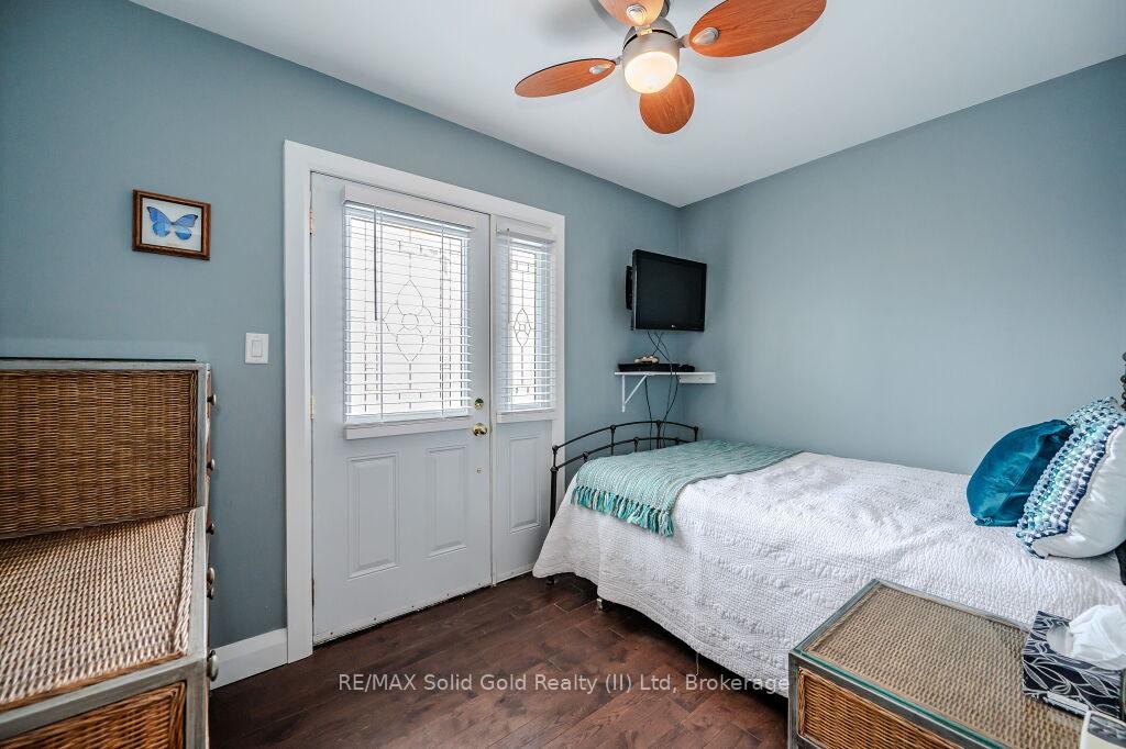 Photo 18 of 25 Hett Avenue, Kitchener — HOMEH