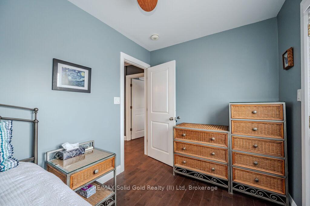 Photo 19 of 25 Hett Avenue, Kitchener — HOMEH