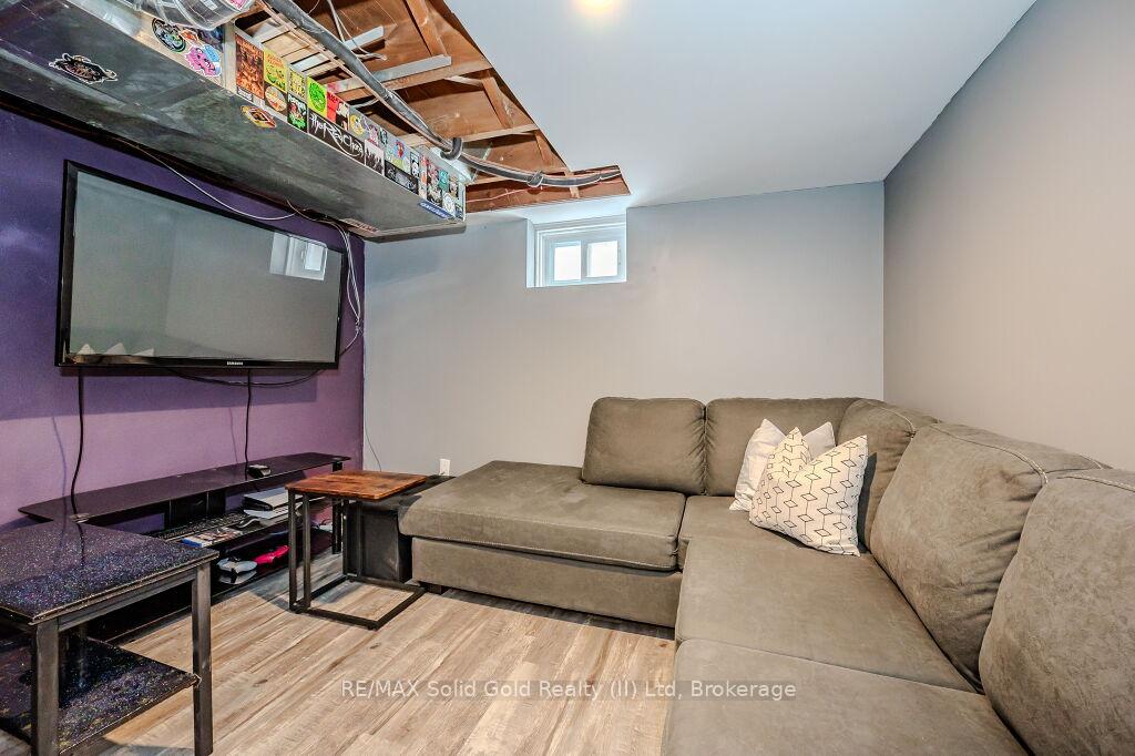 Photo 25 of 25 Hett Avenue, Kitchener — HOMEH