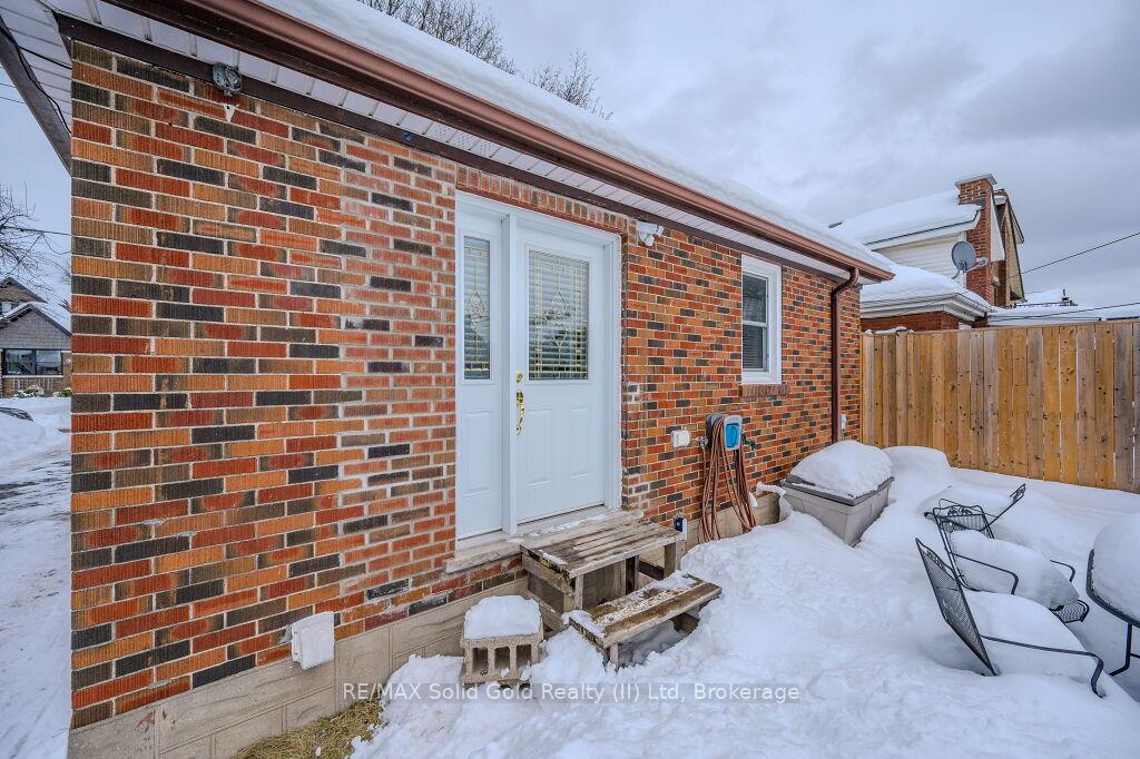Photo 36 of 25 Hett Avenue, Kitchener — HOMEH